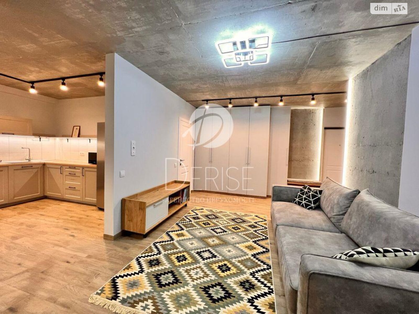 Продажа двухкомнатной квартиры в Киеве, на ул. Михаила Максимовича 32, район Голосеевский фото 1