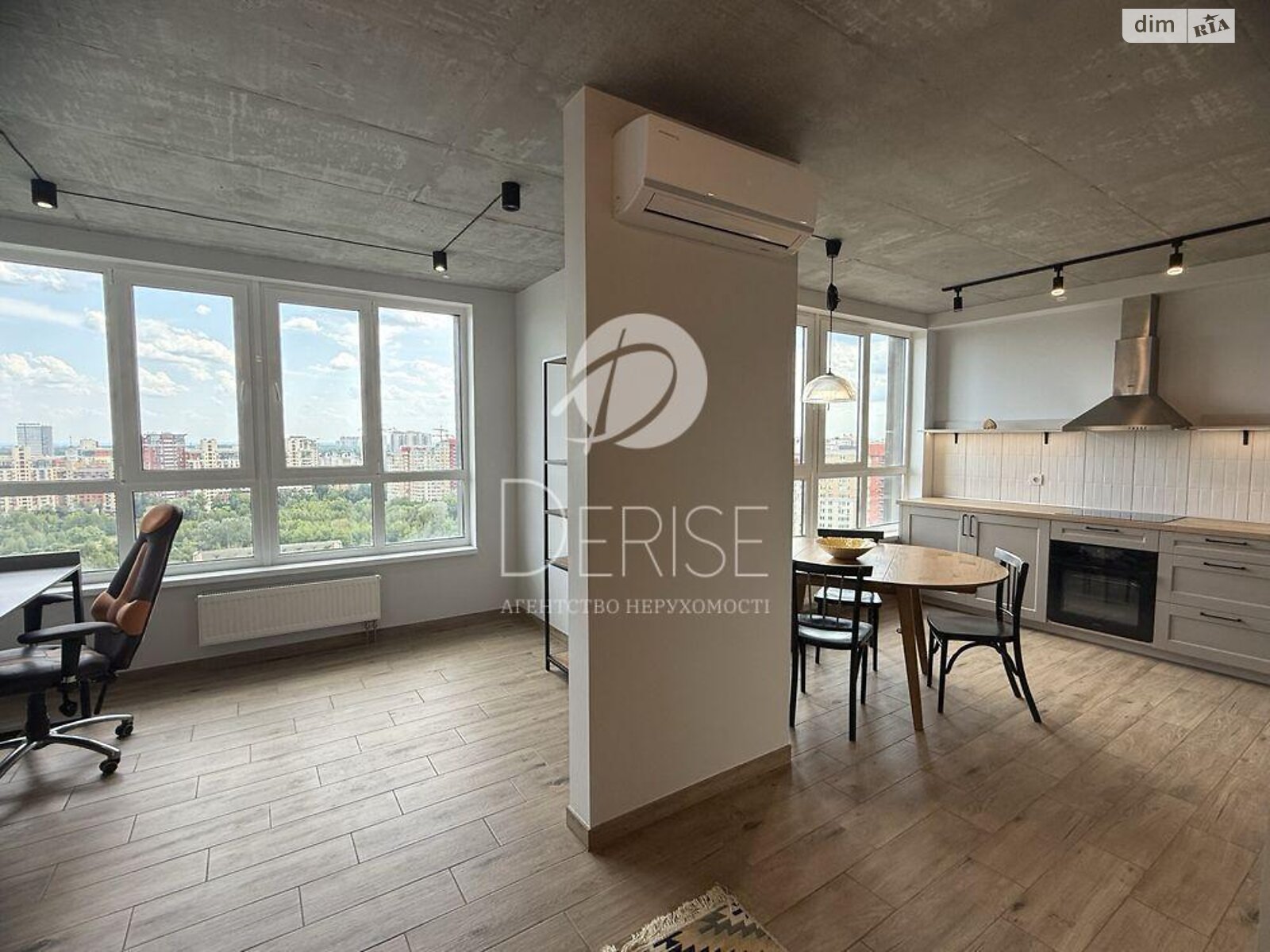 Продажа двухкомнатной квартиры в Киеве, на ул. Михаила Максимовича 32, район Голосеевский фото 1