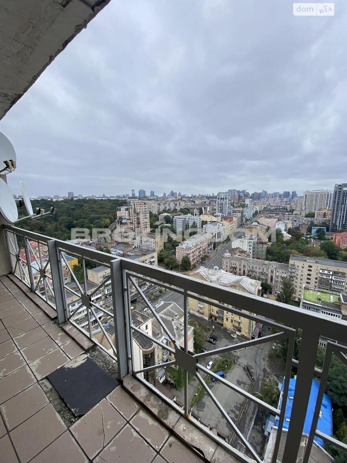 Продажа двухкомнатной квартиры в Киеве, на ул. Саксаганского 121, район Голосеевский фото 1