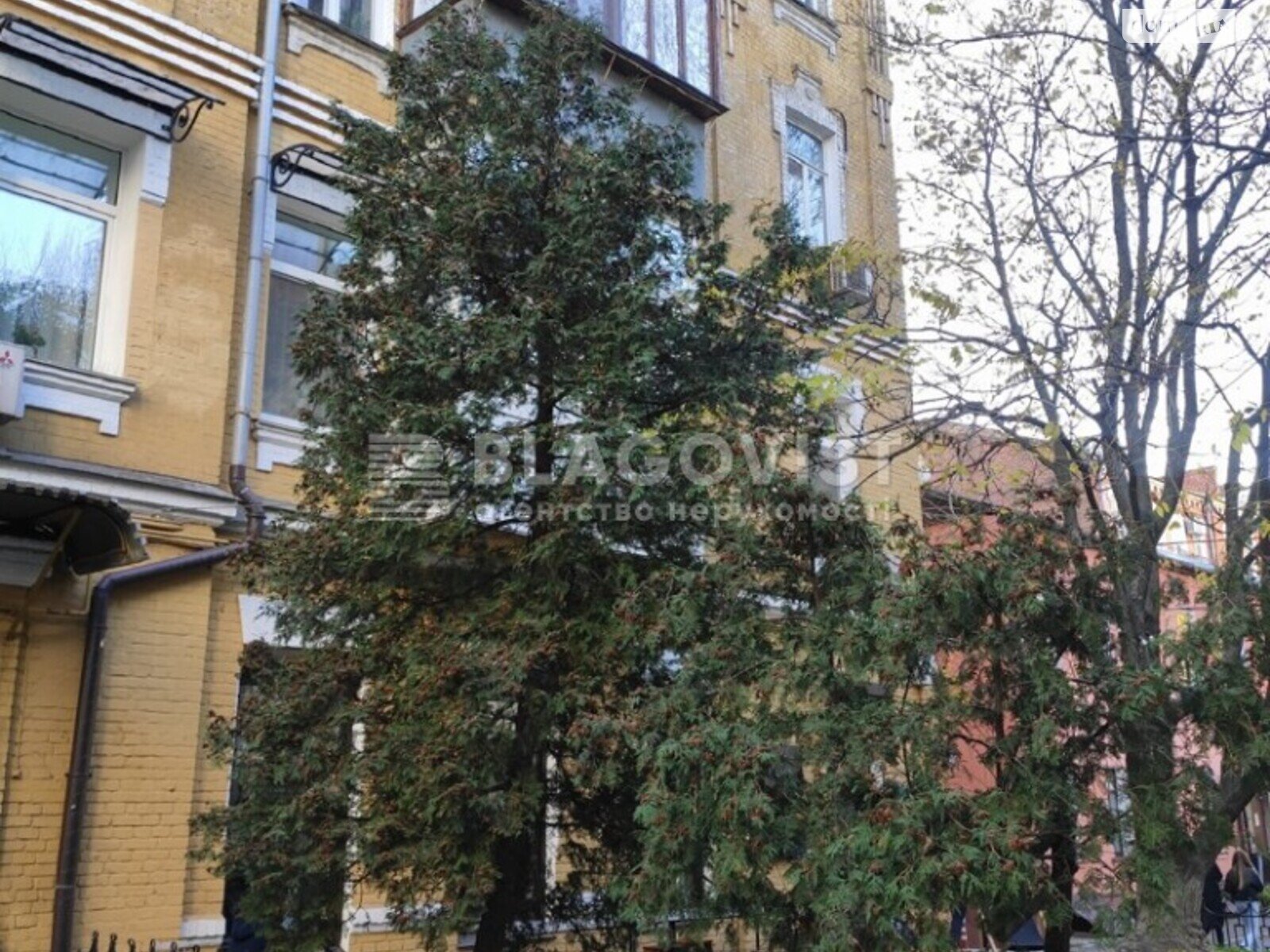 Продажа двухкомнатной квартиры в Киеве, на ул. Саксаганского 37, район Голосеевский фото 1