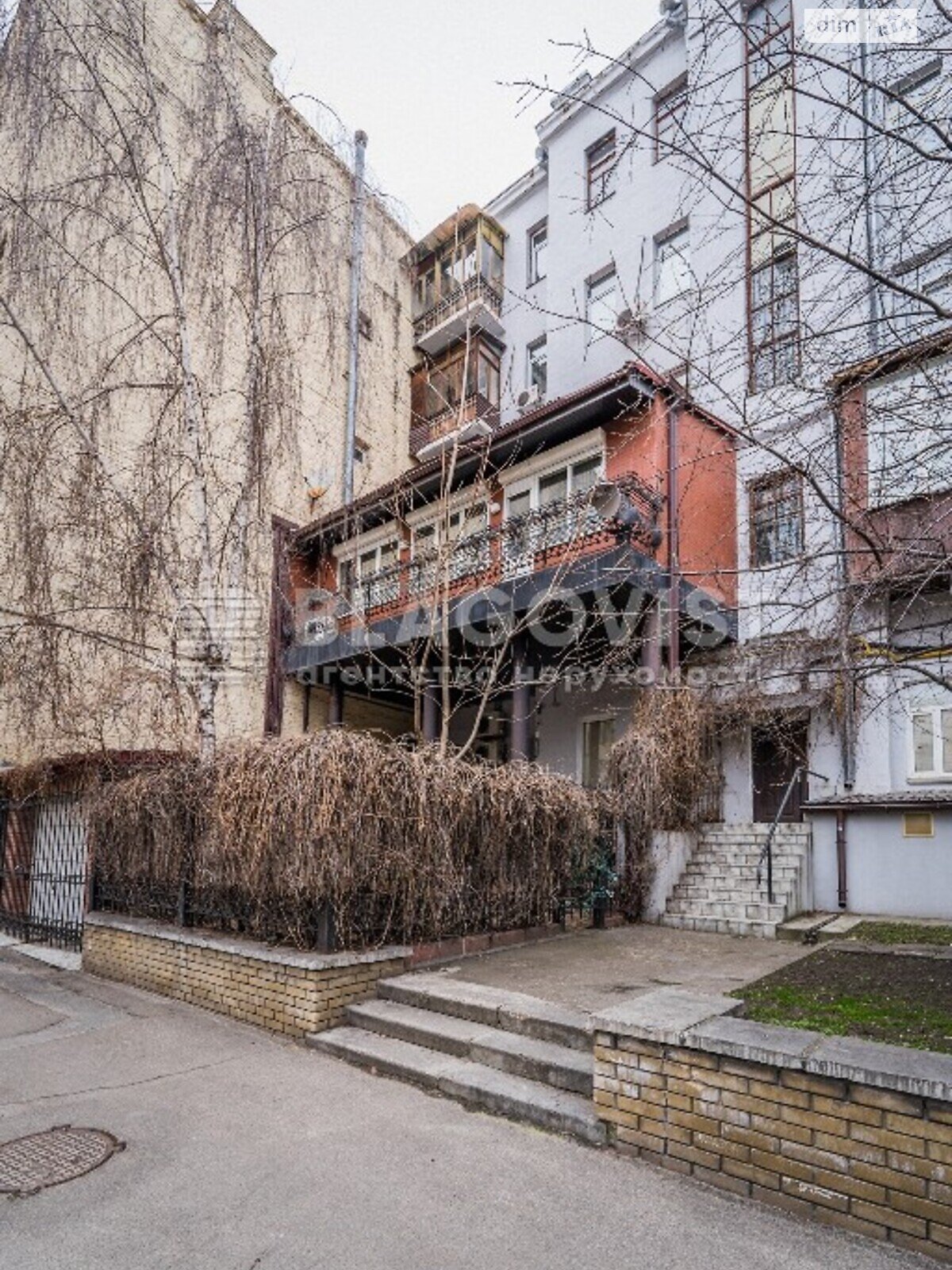 Продажа трехкомнатной квартиры в Киеве, на ул. Саксаганского 29, район Голосеевский фото 1