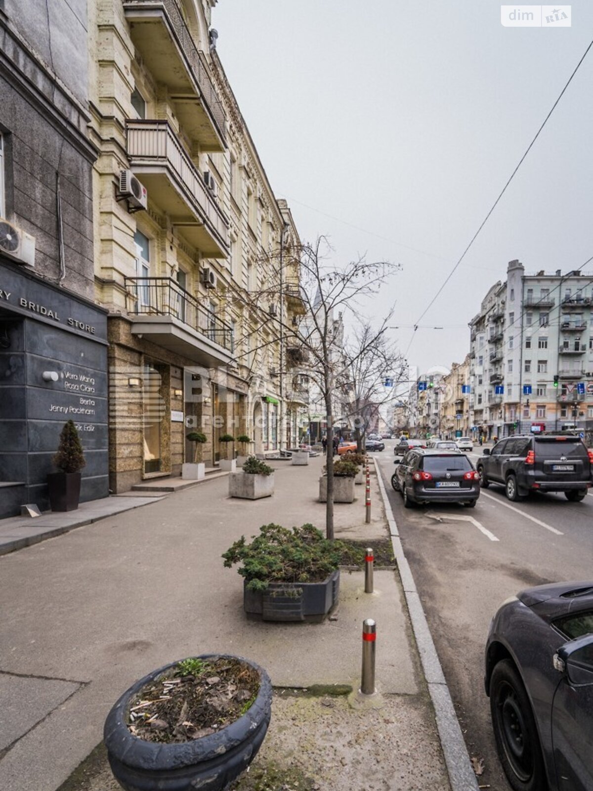 Продаж трикімнатної квартири в Києві, на вул. Саксаганського, район Голосіївський фото 1 Продаж трикімнатної квартири в Києві, на вул. Саксаганського, район Голосіївський фото 1