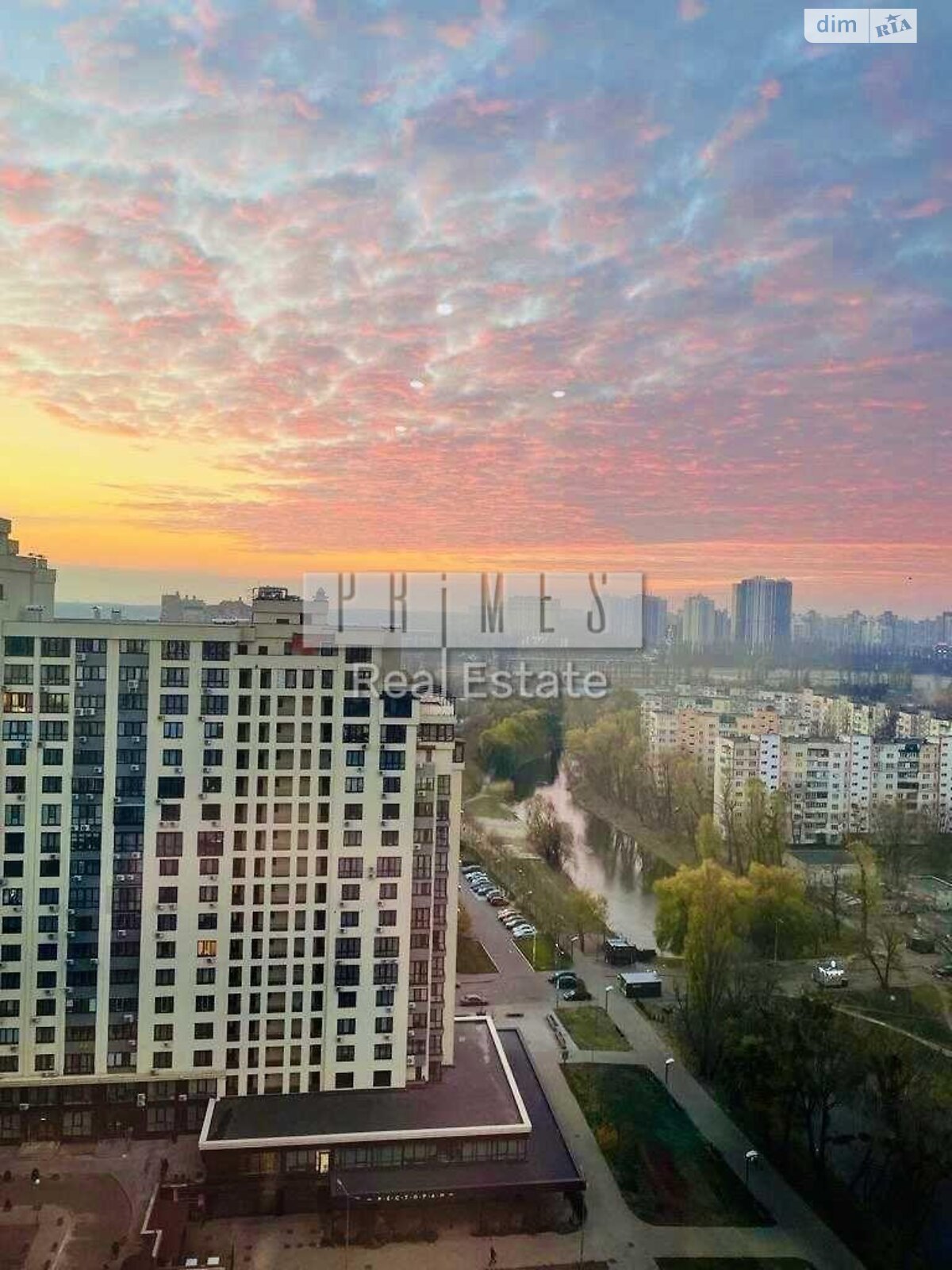 Продаж трикімнатної квартири в Києві, на вул. Самійла Кішки 12А, район Голосіївський фото 1 Продаж трикімнатної квартири в Києві, на вул. Самійла Кішки 12А, район Голосіївський фото 1
