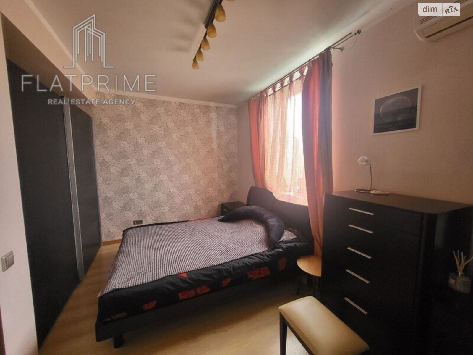 Продажа двухкомнатной квартиры в Киеве, на ул. Саперно-Слободская 22, район Голосеевский фото 1 Продажа двухкомнатной квартиры в Киеве, на ул. Саперно-Слободская 22, район Голосеевский фото 1