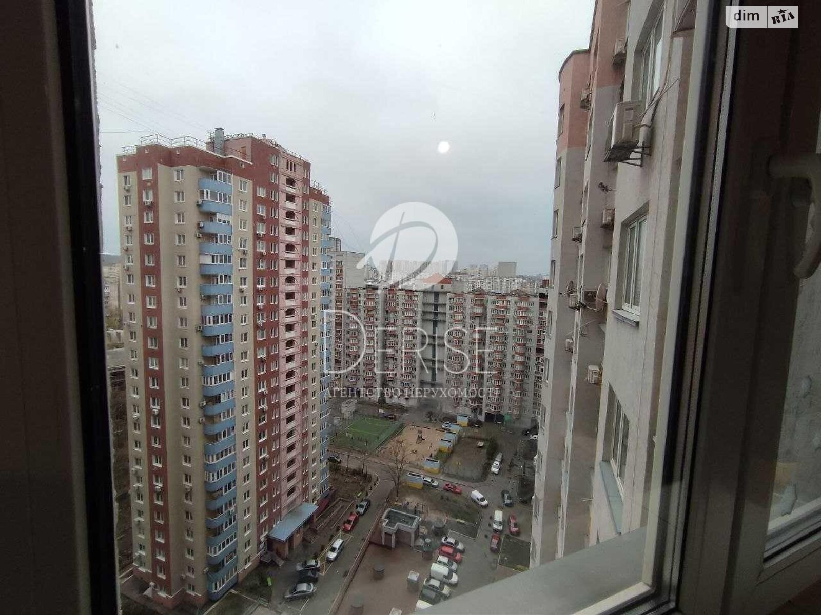 Продаж однокімнатної квартири в Києві, на вул. Саперно-Слобідська 10, район Голосіївський фото 1 Продаж однокімнатної квартири в Києві, на вул. Саперно-Слобідська 10, район Голосіївський фото 1