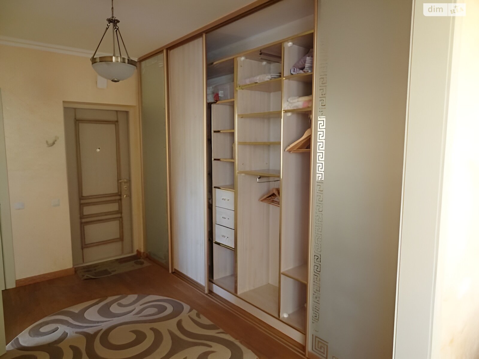 Продажа трехкомнатной квартиры в Киеве, на ул. Степана Рудницкого 3/7, район Голосеевский фото 1 Продажа трехкомнатной квартиры в Киеве, на ул. Степана Рудницкого 3/7, район Голосеевский фото 1