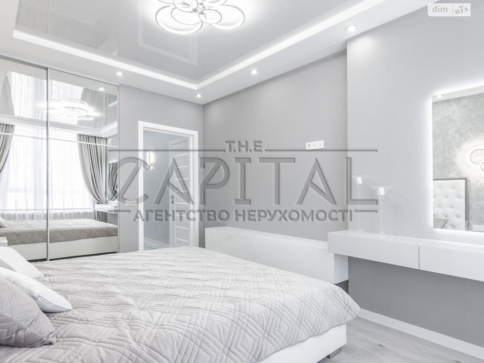 Продаж трикімнатної квартири в Києві, на шосе Столичне 3, район Голосіївський фото 1 Продаж трикімнатної квартири в Києві, на шосе Столичне 3, район Голосіївський фото 1