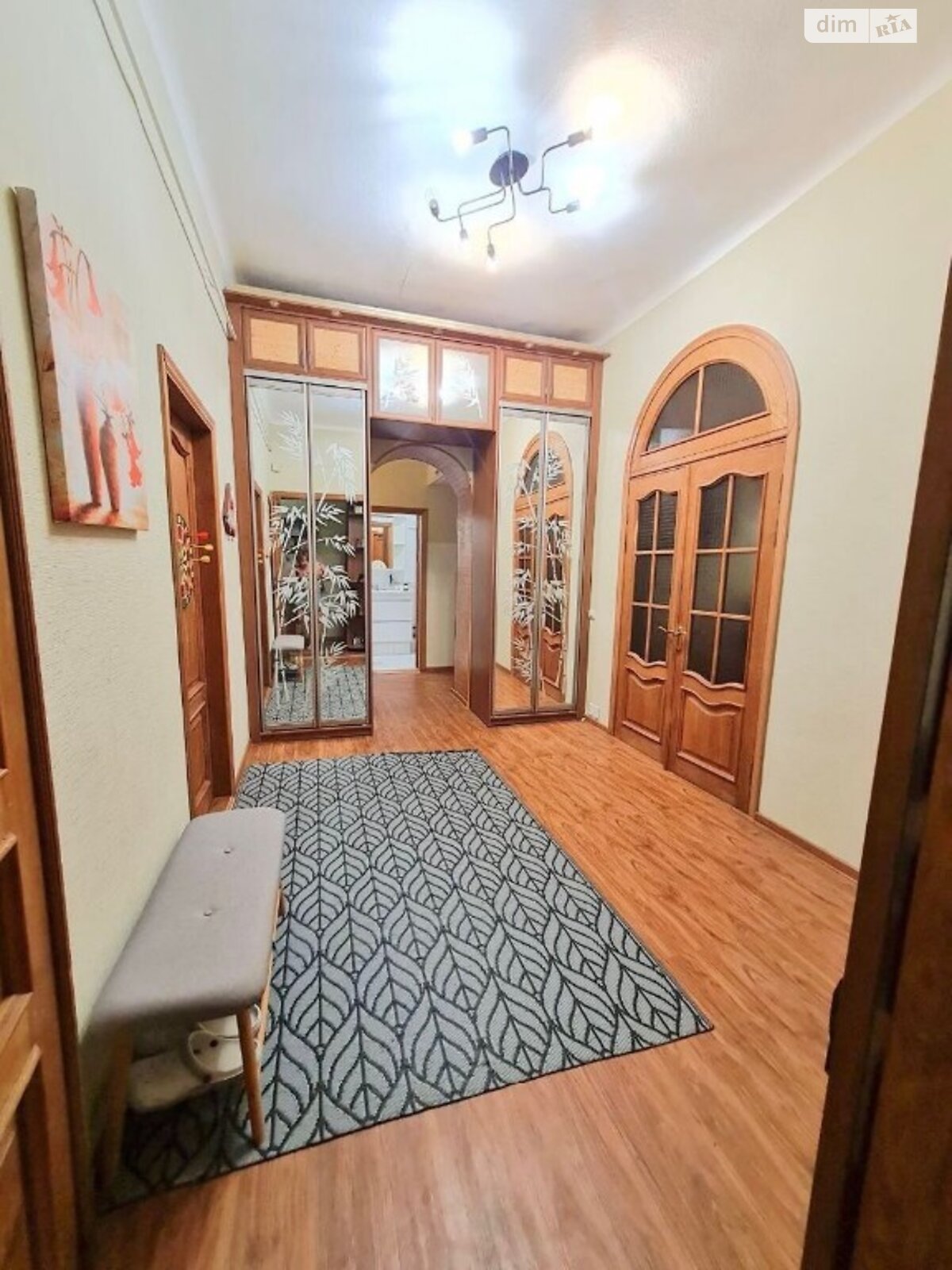 Продажа двухкомнатной квартиры в Киеве, на шоссе Стратегическое 35, район Голосеевский фото 1