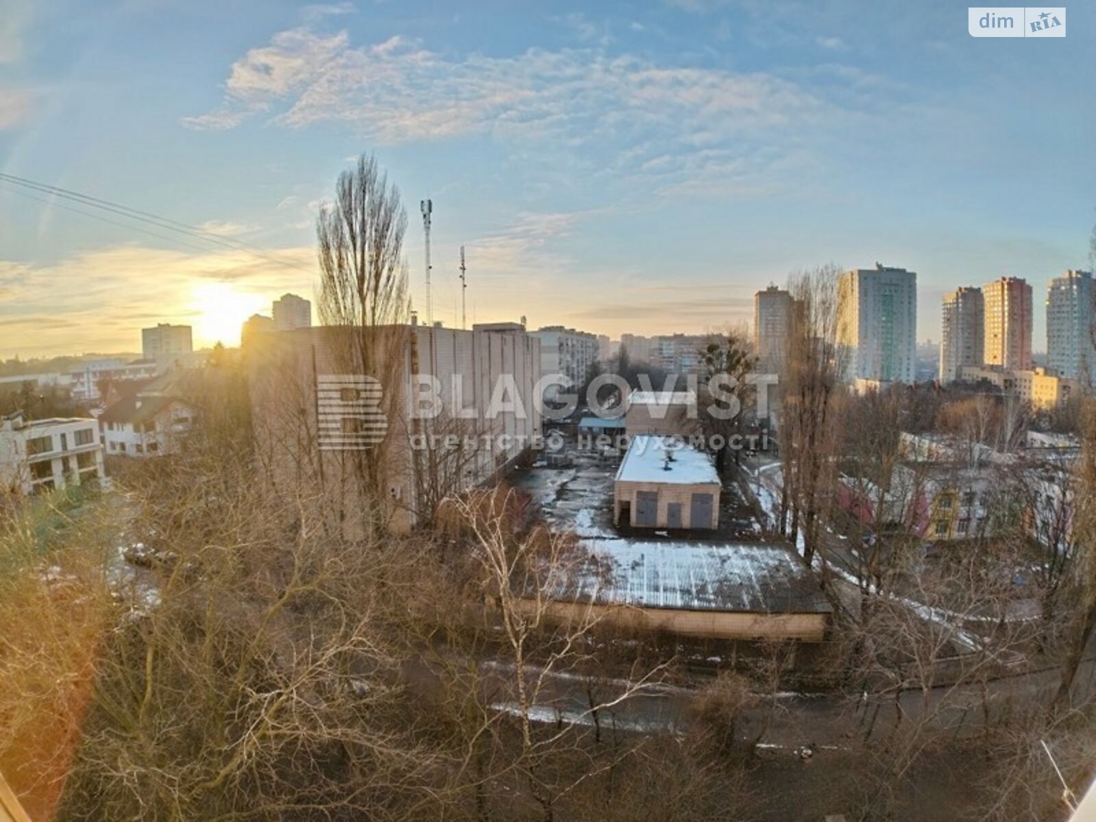 Продажа двухкомнатной квартиры в Киеве, на шоссе Стратегическое 21, район Голосеевский фото 1