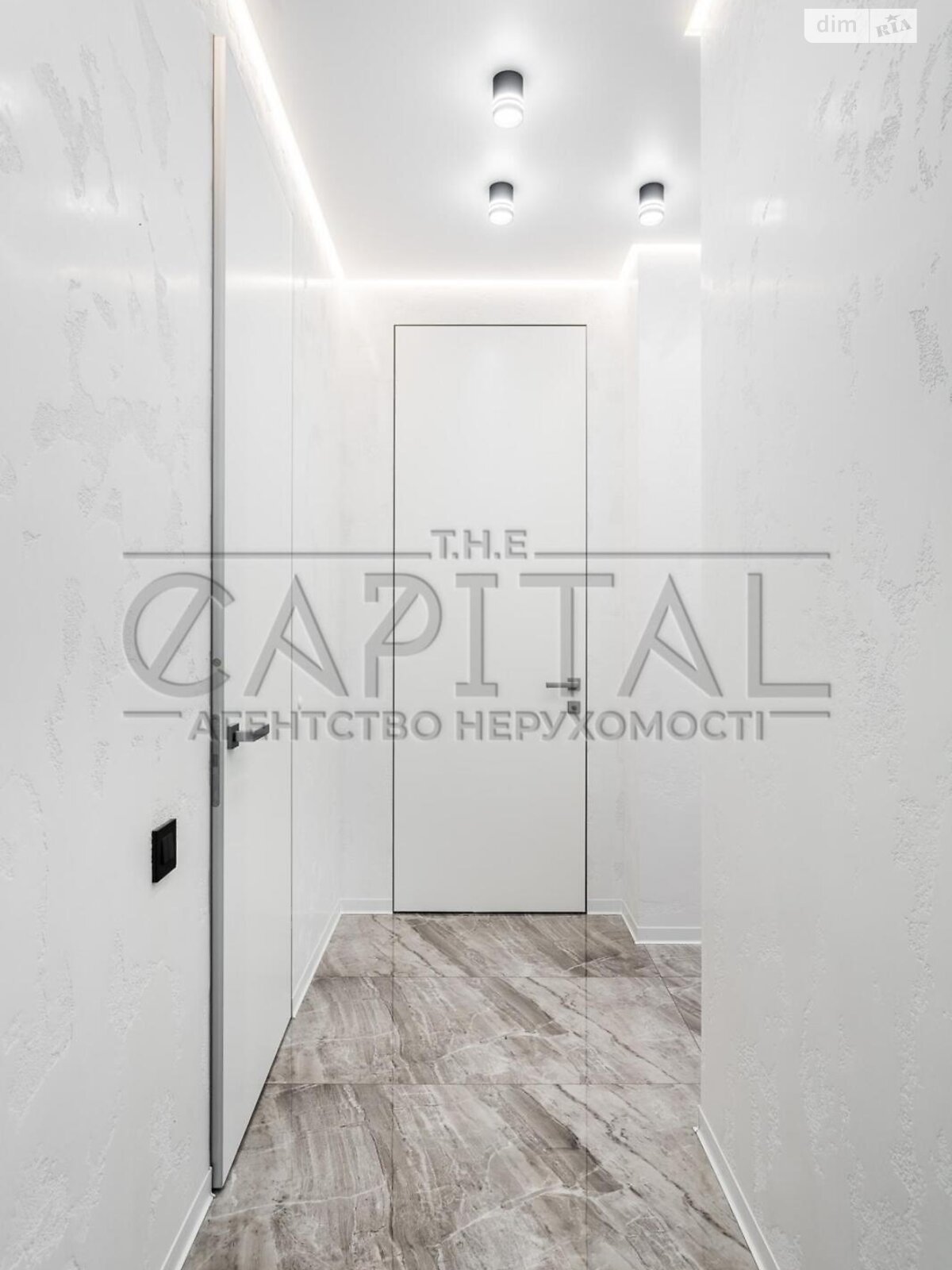 Продаж двокімнатної квартири в Києві, на бул. Тадея Рильського 1, район Голосіївський фото 1 Продаж двокімнатної квартири в Києві, на бул. Тадея Рильського 1, район Голосіївський фото 1