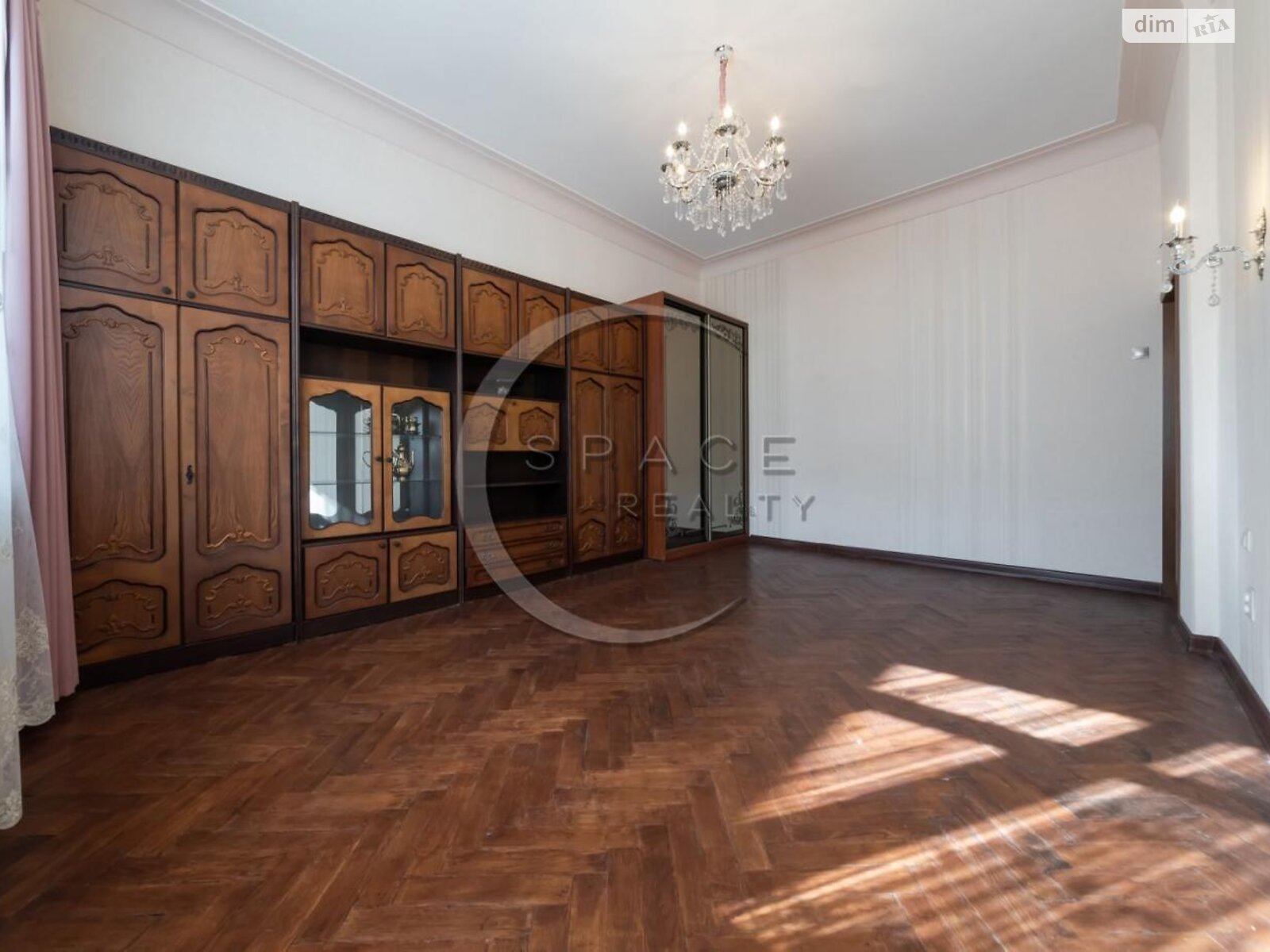 Продаж двокімнатної квартири в Києві, на вул. Тарасівська 7, район Голосіївський фото 1 Продаж двокімнатної квартири в Києві, на вул. Тарасівська 7, район Голосіївський фото 1