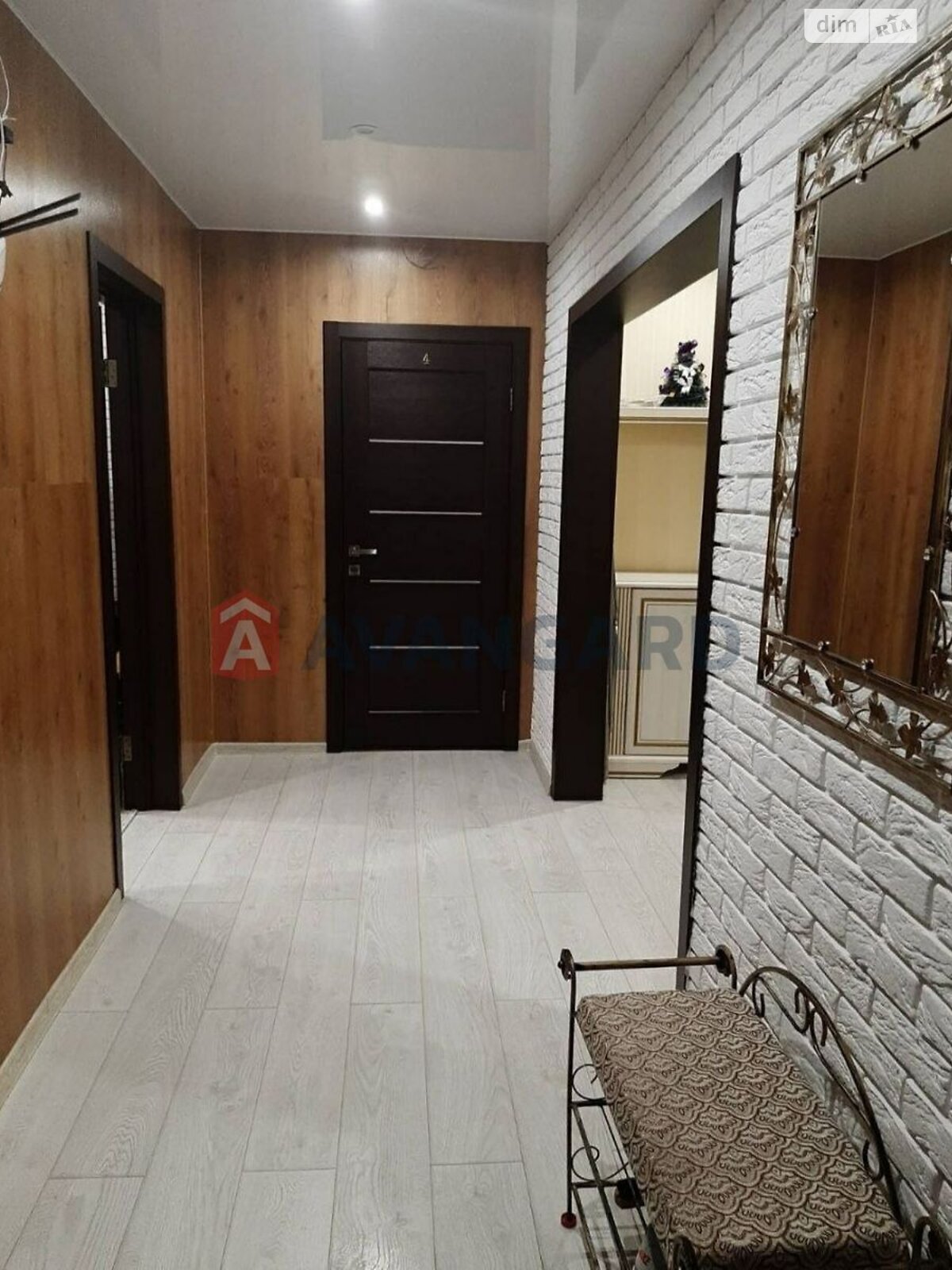 Продаж чотирикімнатної квартири в Києві, на вул. Теремківська 3, район Голосіївський фото 1 Продаж чотирикімнатної квартири в Києві, на вул. Теремківська 3, район Голосіївський фото 1
