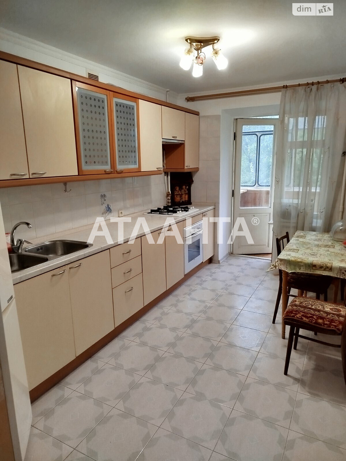 Продаж трикімнатної квартири в Києві, на вул. Теремківська, район Голосіївський фото 1 Продаж трикімнатної квартири в Києві, на вул. Теремківська, район Голосіївський фото 1