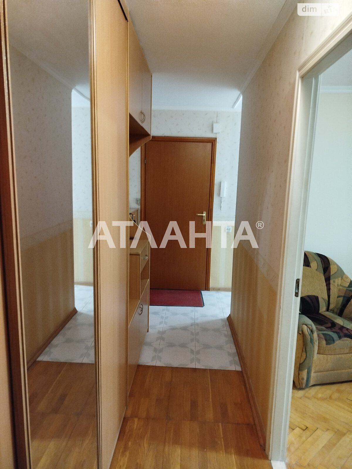 Продаж трикімнатної квартири в Києві, на вул. Теремківська, район Голосіївський фото 1 Продаж трикімнатної квартири в Києві, на вул. Теремківська, район Голосіївський фото 1