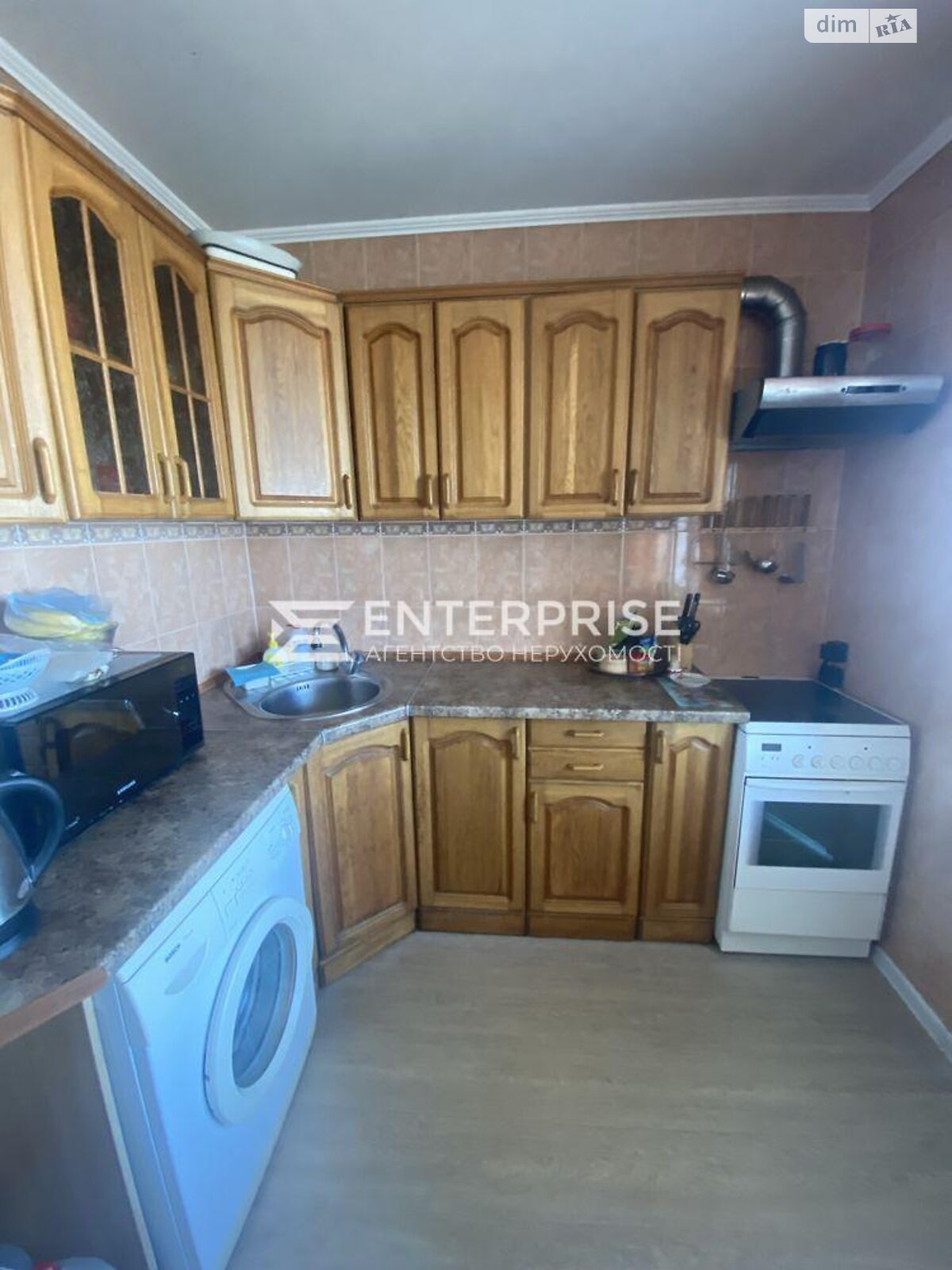 Продажа трехкомнатной квартиры в Киеве, на ул. Теремковская 5, район Голосеевский фото 1 Продажа трехкомнатной квартиры в Киеве, на ул. Теремковская 5, район Голосеевский фото 1