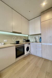 Продаж трикімнатної квартири в Києві, на вул. Васильківська, район Голосіївський фото 2