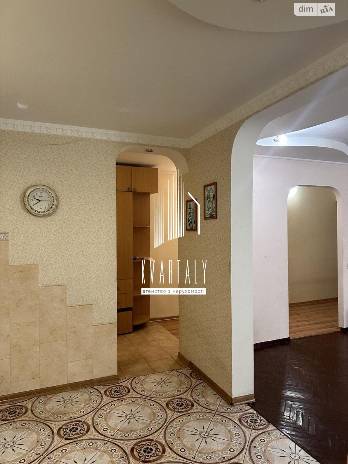 Продаж трикімнатної квартири в Києві, на вул. Виставкова 12, район Голосіївський фото 1 Продаж трикімнатної квартири в Києві, на вул. Виставкова 12, район Голосіївський фото 1