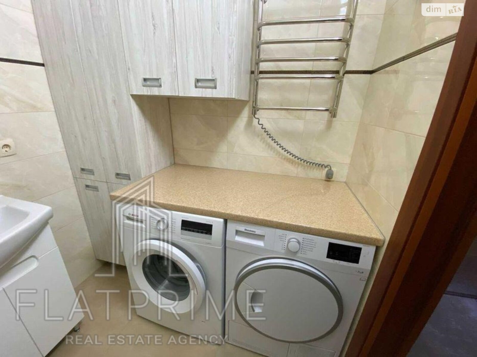 Продажа двухкомнатной квартиры в Киеве, на пер. Ясиноватский 11, район Голосеевский фото 1 Продажа двухкомнатной квартиры в Киеве, на пер. Ясиноватский 11, район Голосеевский фото 1