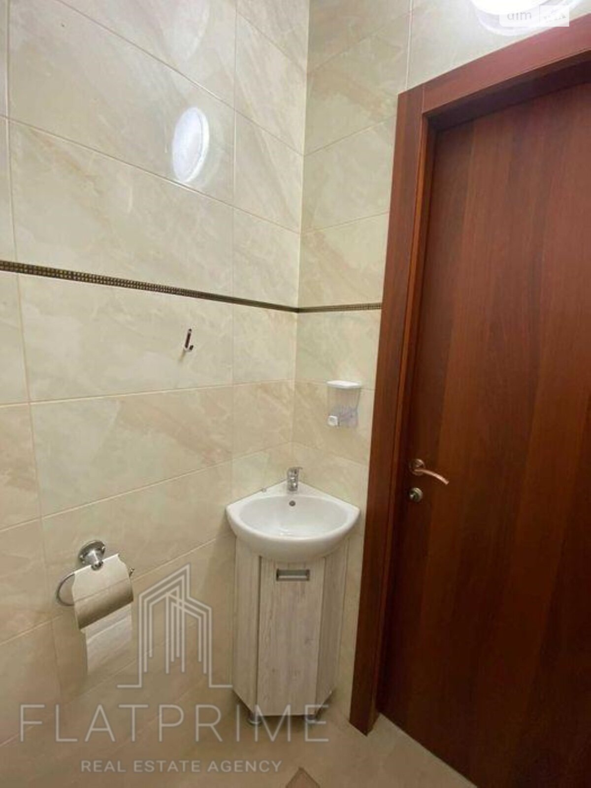 Продажа двухкомнатной квартиры в Киеве, на пер. Ясиноватский 11, район Голосеевский фото 1 Продажа двухкомнатной квартиры в Киеве, на пер. Ясиноватский 11, район Голосеевский фото 1