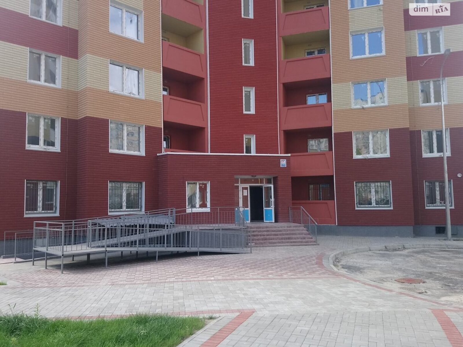 Продажа трехкомнатной квартиры в Киеве, на ул. Юлии Здановской 85А, район Голосеевский фото 1 Продажа трехкомнатной квартиры в Киеве, на ул. Юлии Здановской 85А, район Голосеевский фото 1