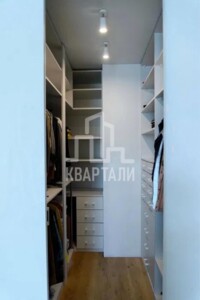 Продажа двухкомнатной квартиры в Киеве, на ул. Юношеская 6, район Голосеевский фото 2