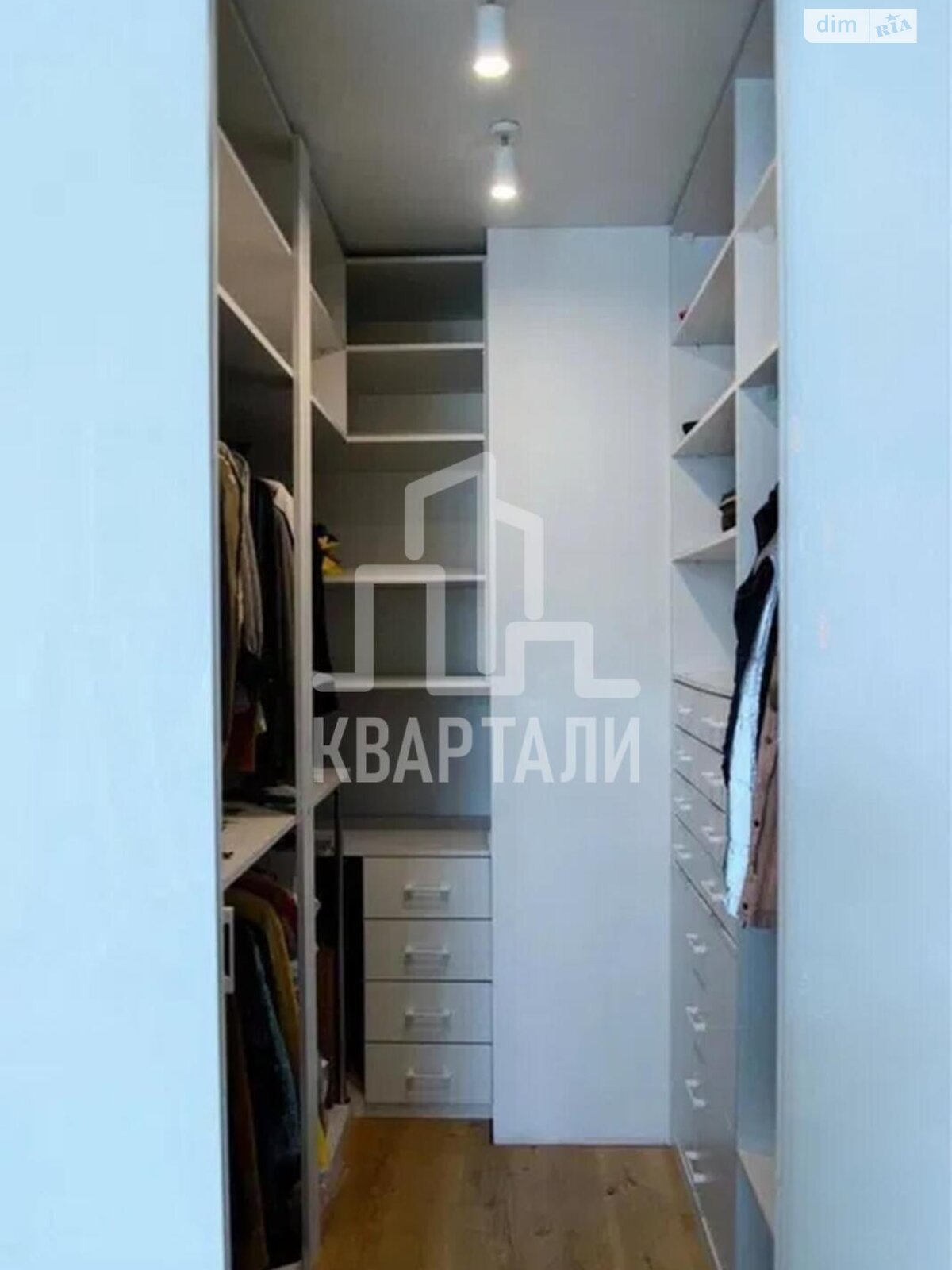 Продажа двухкомнатной квартиры в Киеве, на ул. Юношеская 6, район Голосеевский фото 1
