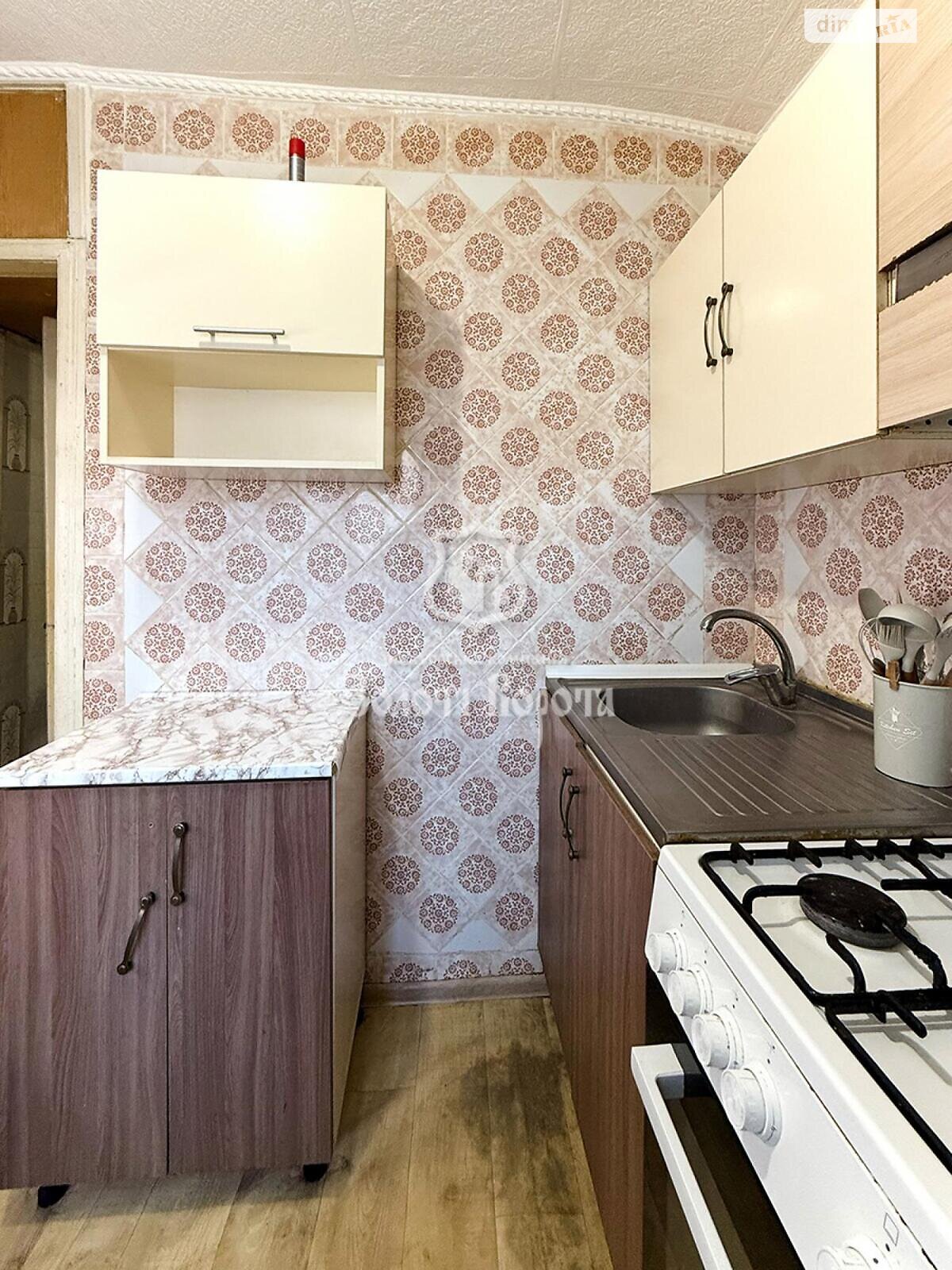 Продаж трикімнатної квартири в Києві, на пров. Задорожний 6, район Голосіївський фото 1 Продаж трикімнатної квартири в Києві, на пров. Задорожний 6, район Голосіївський фото 1