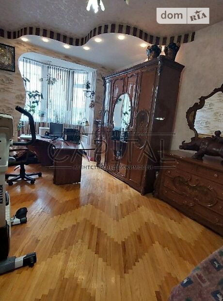 Продажа четырехкомнатной квартиры в Киеве, на ул. Антоновича 140, район Голосеевский фото 1 Продажа четырехкомнатной квартиры в Киеве, на ул. Антоновича 140, район Голосеевский фото 1