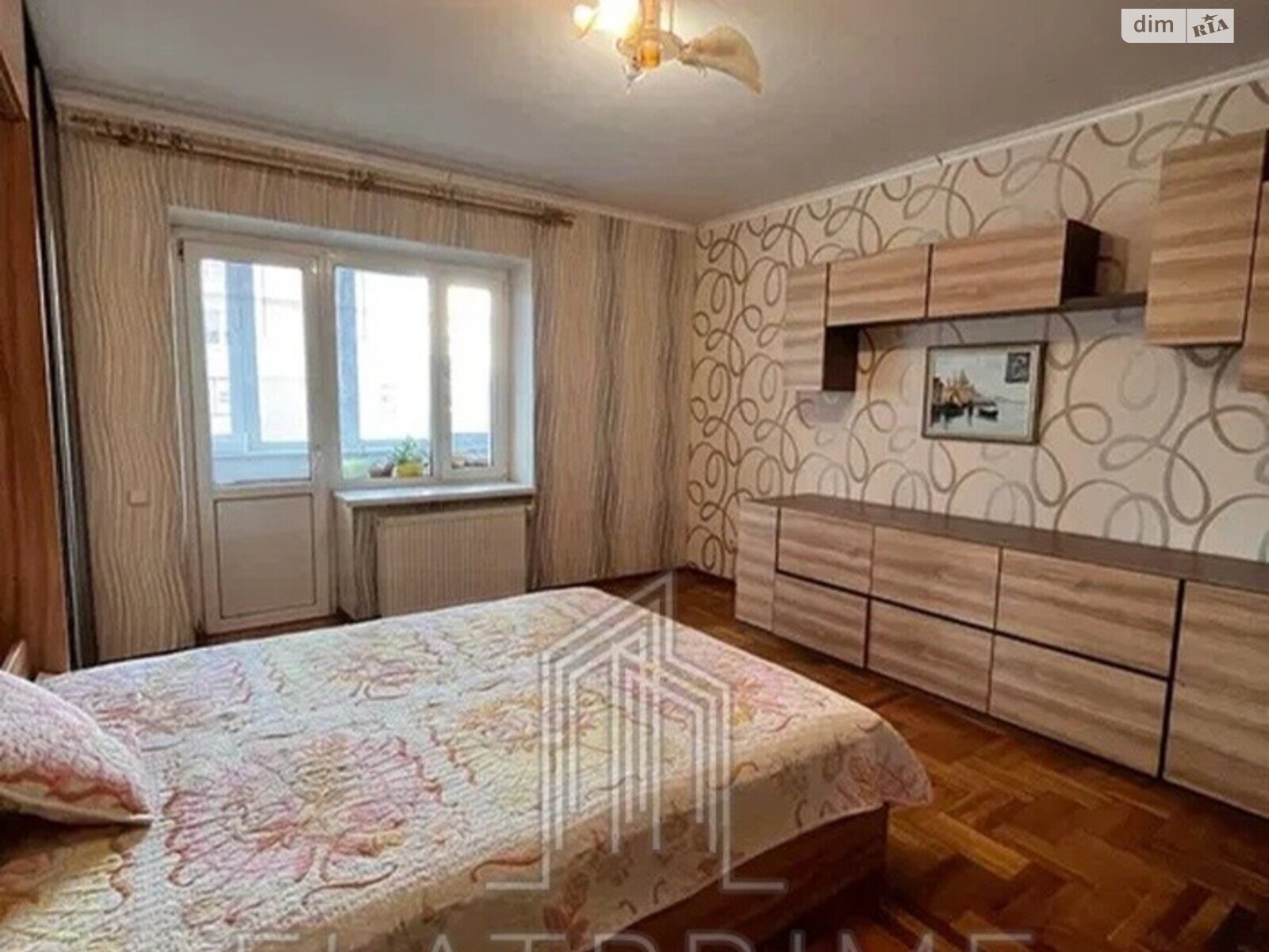 Продажа трехкомнатной квартиры в Киеве, на ул. Степана Рудницкого 13, район Голосеевский фото 1