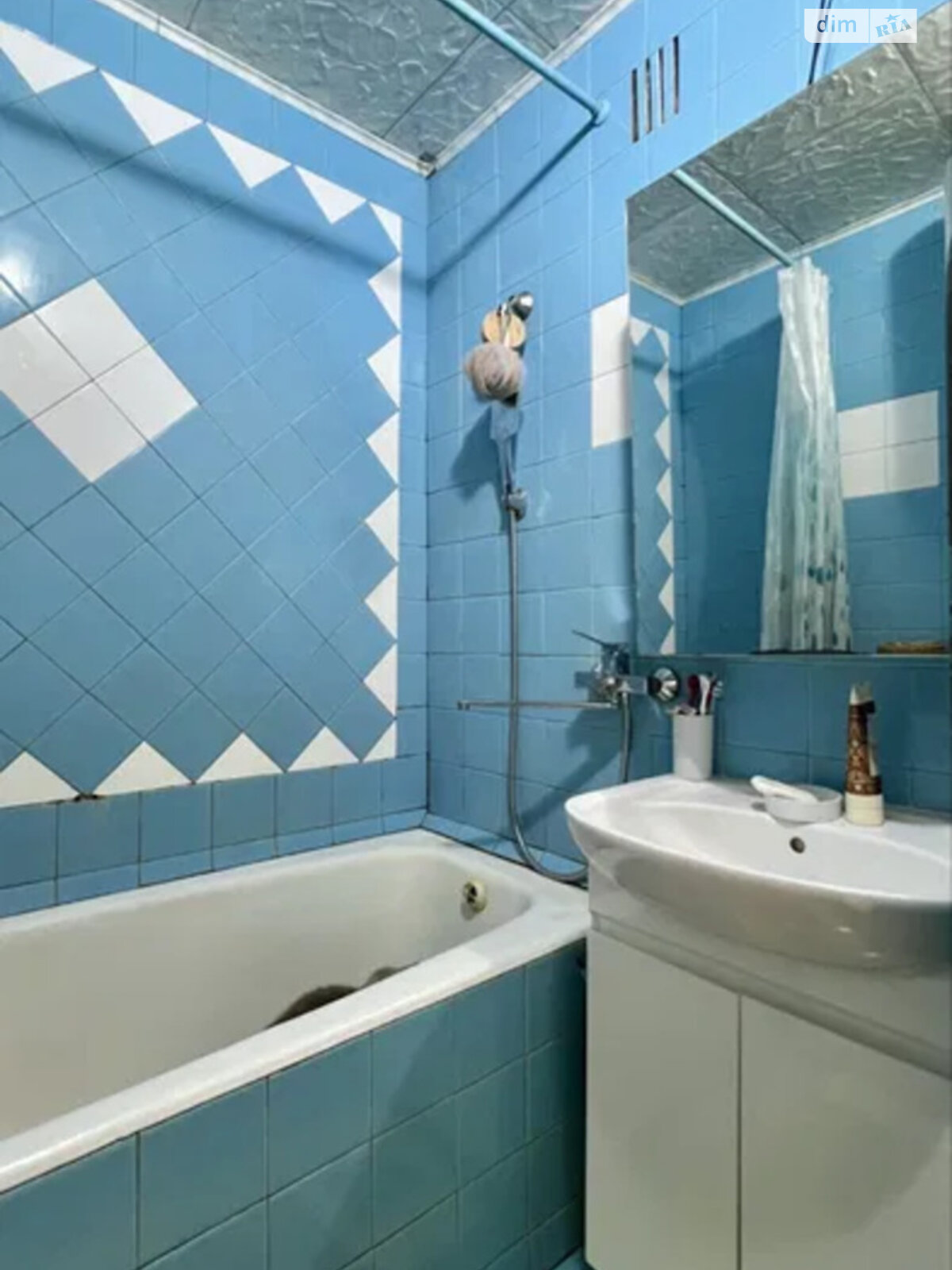 Продаж трикімнатної квартири в Києві, на вул. Архітектора Вербицького 28А, район Харківський Масив фото 1 Продаж трикімнатної квартири в Києві, на вул. Архітектора Вербицького 28А, район Харківський Масив фото 1