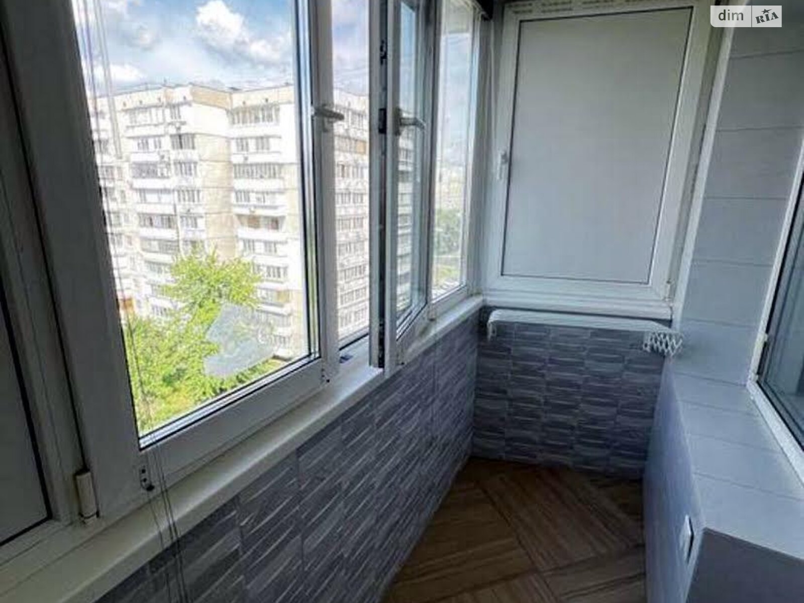 Продаж трикімнатної квартири в Києві, на вул. Архітектора Вербицького 8, район Харківський Масив фото 1 Продаж трикімнатної квартири в Києві, на вул. Архітектора Вербицького 8, район Харківський Масив фото 1