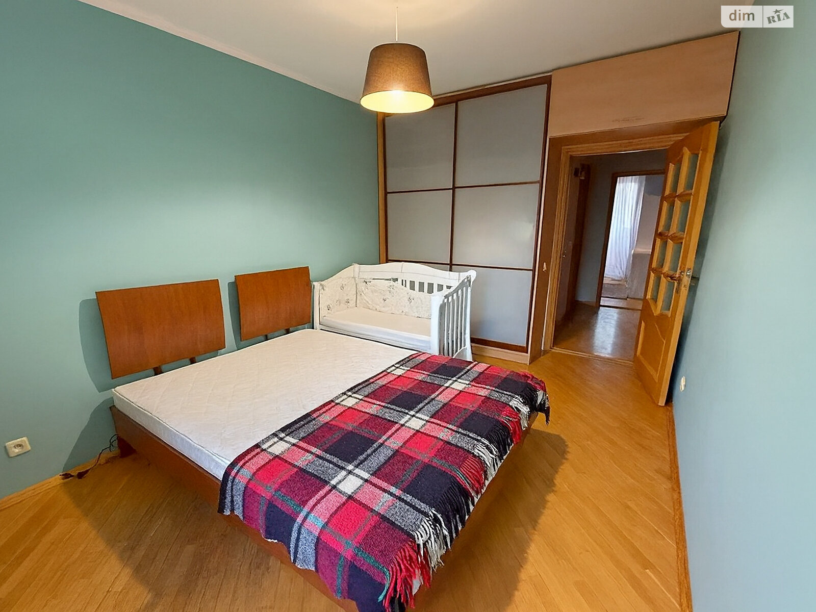 Продажа трехкомнатной квартиры в Киеве, на ул. Армянская 3, район Харьковский Массив фото 1