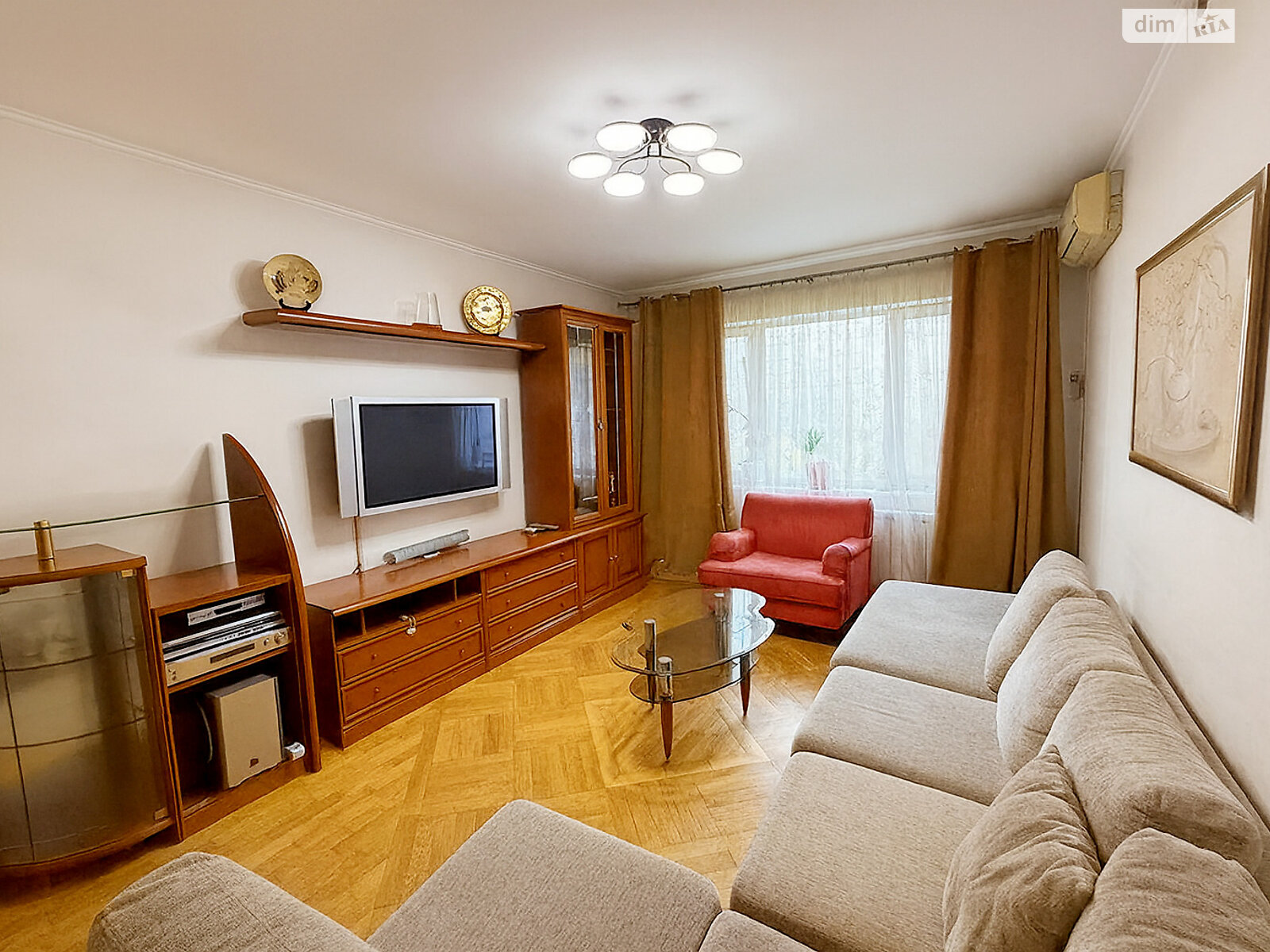 Продажа трехкомнатной квартиры в Киеве, на ул. Армянская 3, район Харьковский Массив фото 1