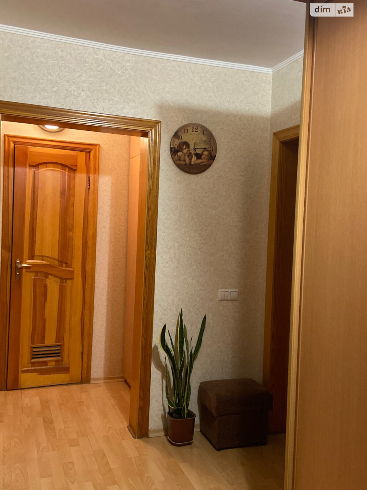 Продажа трехкомнатной квартиры в Киеве, на ул. Братства тарасовцев, район Дарницкий фото 1 Продажа трехкомнатной квартиры в Киеве, на ул. Братства тарасовцев, район Дарницкий фото 1