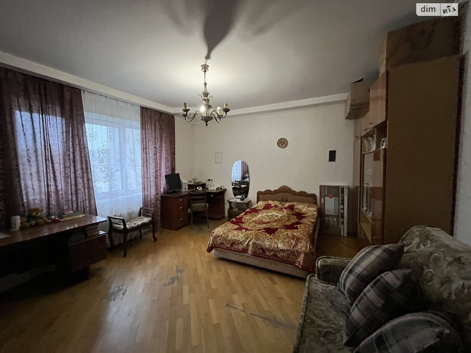 Продаж трикімнатної квартири в Києві, на вул. Братства тарасівців 12/37, район Харківський Масив фото 1 Продаж трикімнатної квартири в Києві, на вул. Братства тарасівців 12/37, район Харківський Масив фото 1