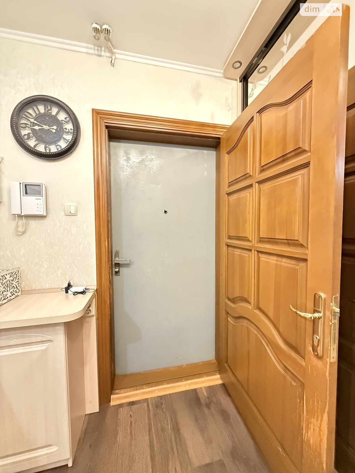 Продажа однокомнатной квартиры в Киеве, на ул. Братства тарасовцев 12/37, район Харьковский Массив фото 1 Продажа однокомнатной квартиры в Киеве, на ул. Братства тарасовцев 12/37, район Харьковский Массив фото 1