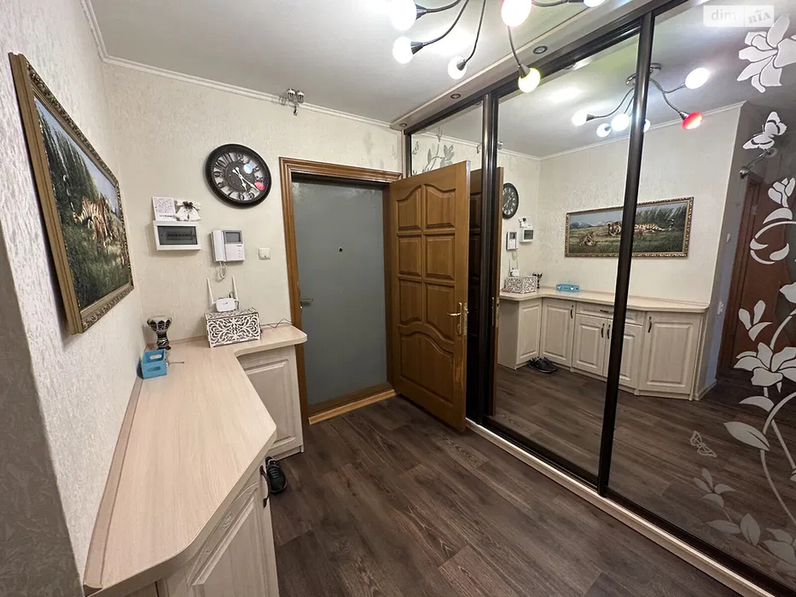 Продажа однокомнатной квартиры в Киеве, на ул. Братства тарасовцев 12/37, район Харьковский Массив фото 1 Продажа однокомнатной квартиры в Киеве, на ул. Братства тарасовцев 12/37, район Харьковский Массив фото 1