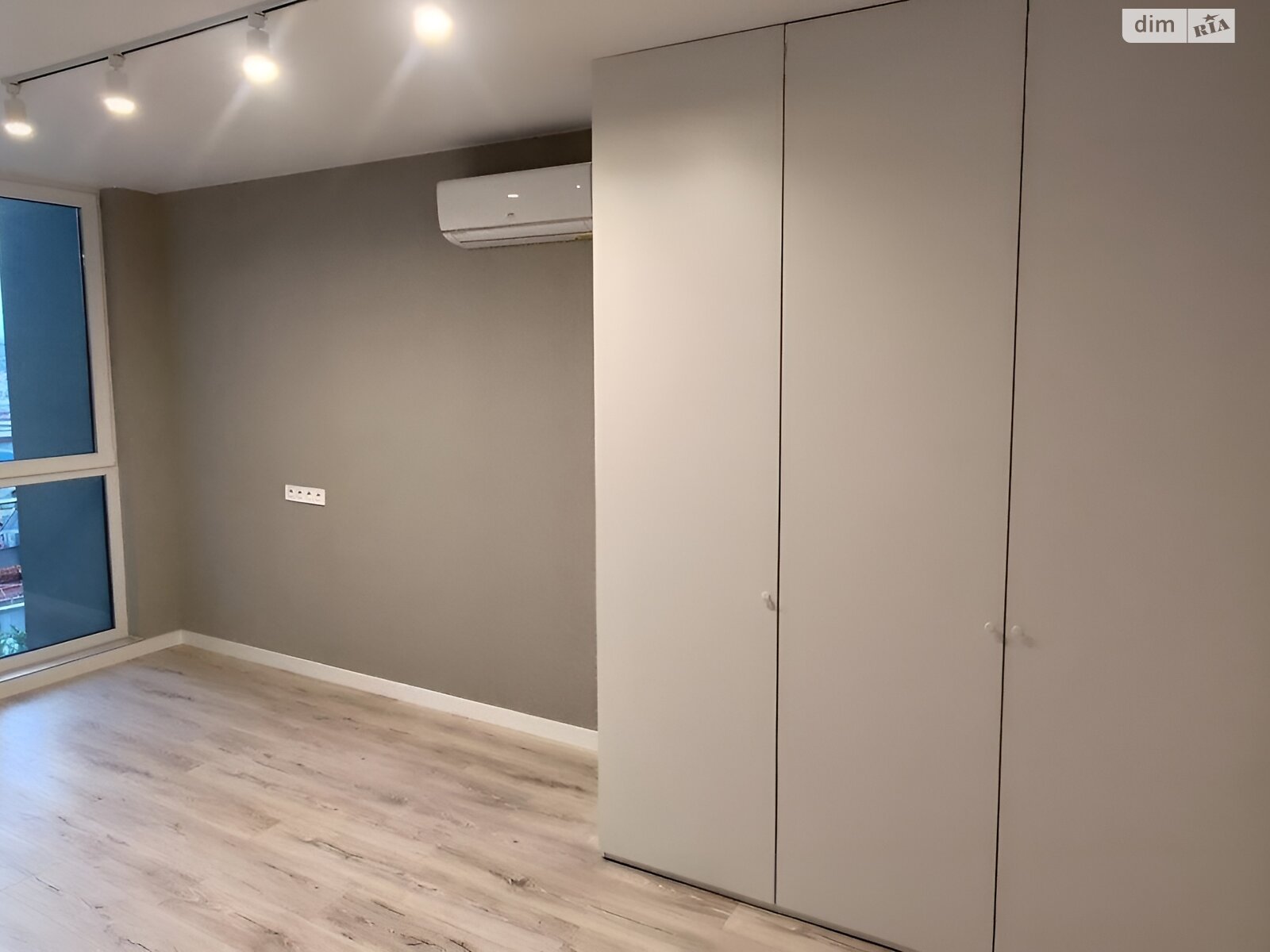 Продажа однокомнатной квартиры в Киеве, на ул. Днепропетровская 127А, район Харьковский Массив фото 1 Продажа однокомнатной квартиры в Киеве, на ул. Днепропетровская 127А, район Харьковский Массив фото 1