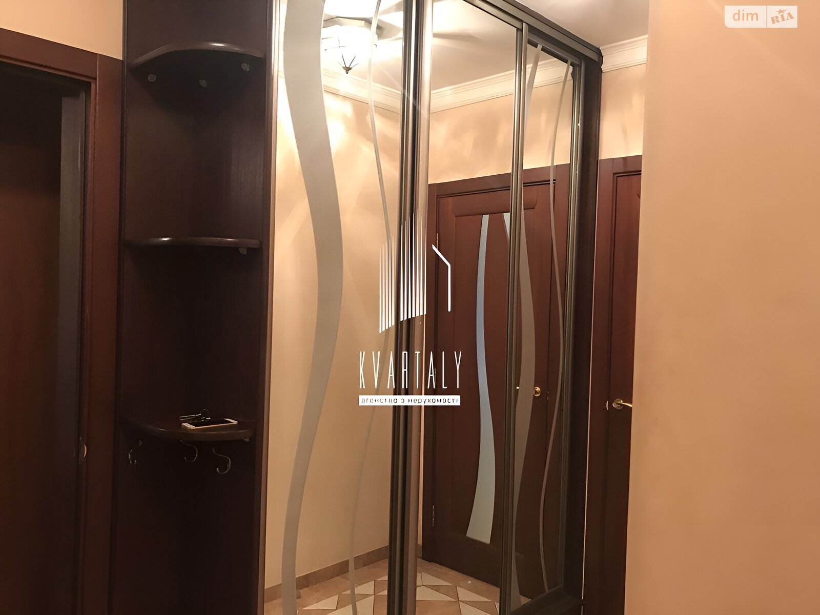 Продаж однокімнатної квартири в Києві, на шосе Харківське 160А, район Харківський Масив фото 1 Продаж однокімнатної квартири в Києві, на шосе Харківське 160А, район Харківський Масив фото 1