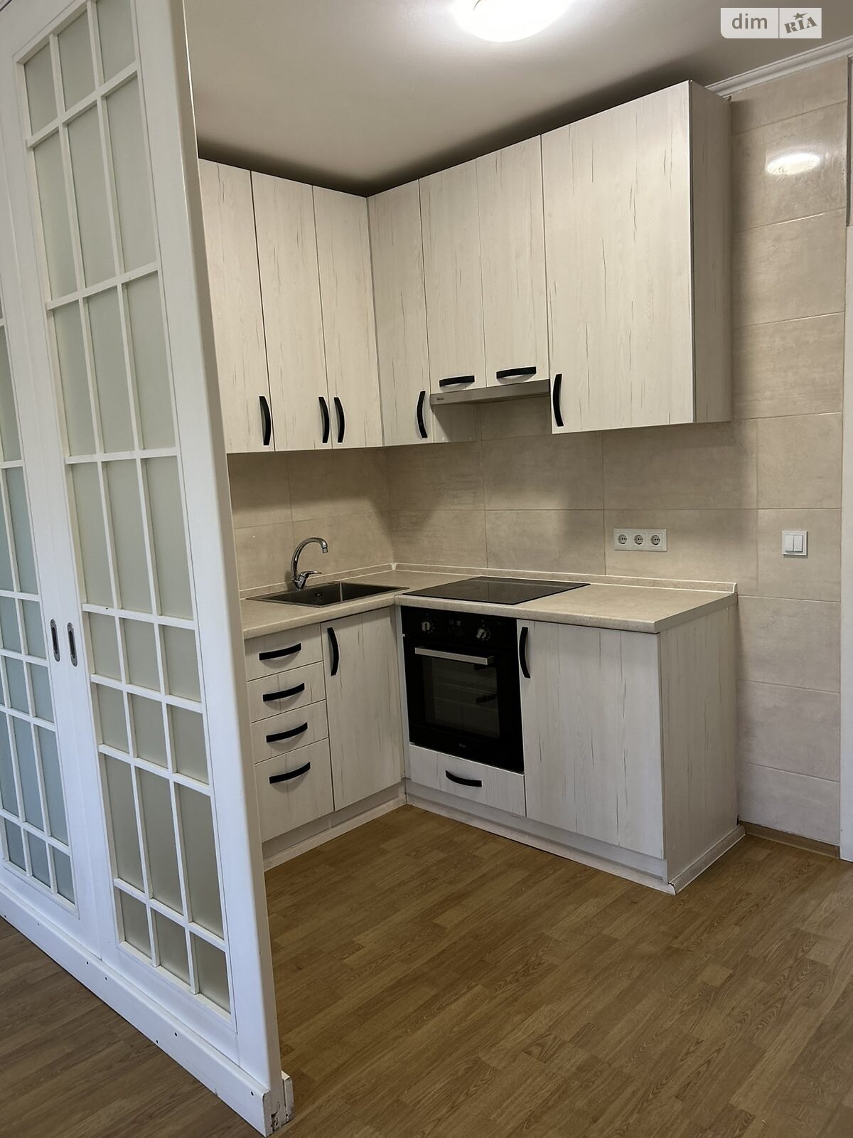 Продаж однокімнатної квартири в Києві, на шосе Харківське 58А, район Харківський Масив фото 1 Продаж однокімнатної квартири в Києві, на шосе Харківське 58А, район Харківський Масив фото 1