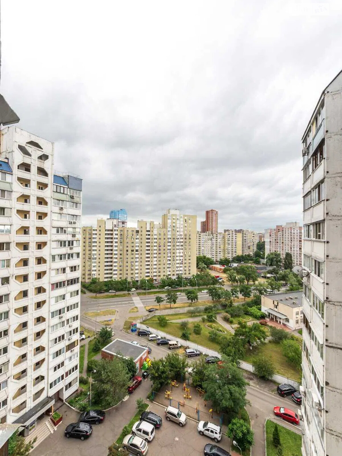 Продажа однокомнатной квартиры в Киеве, на шоссе Харьковское 56, район Харьковский Массив фото 1
