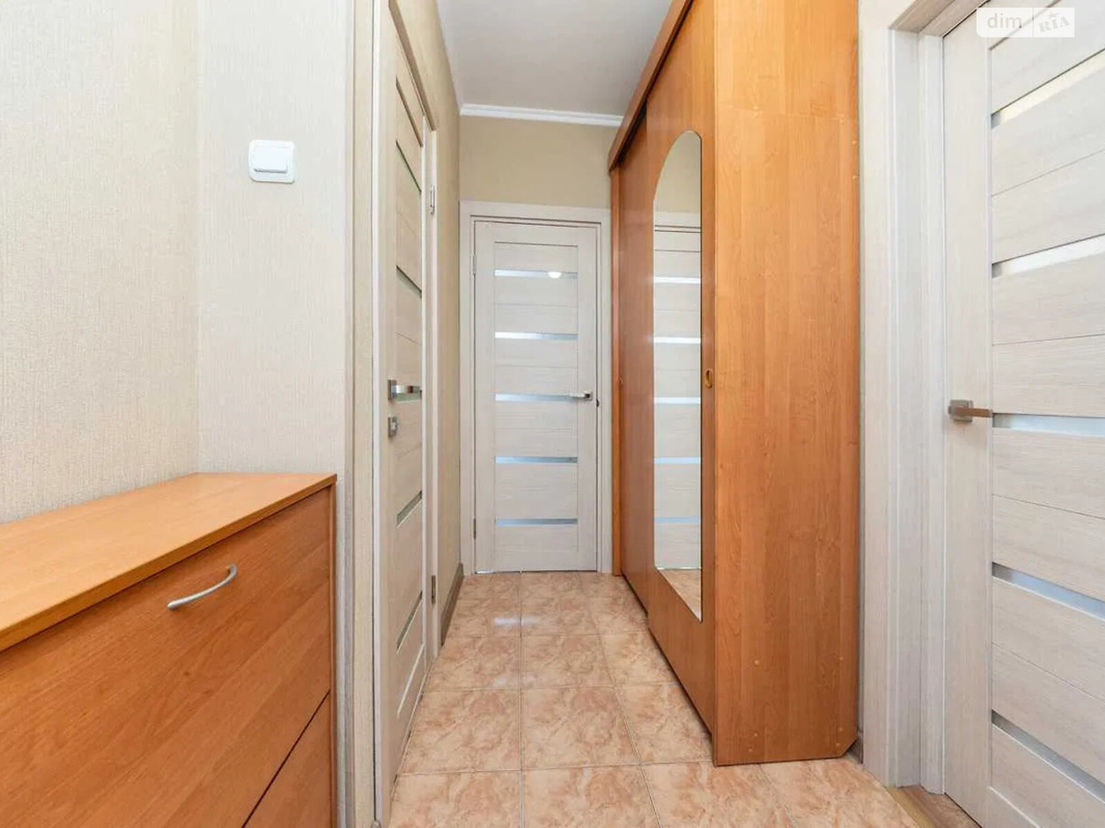 Продажа однокомнатной квартиры в Киеве, на шоссе Харьковское 56, район Харьковский Массив фото 1