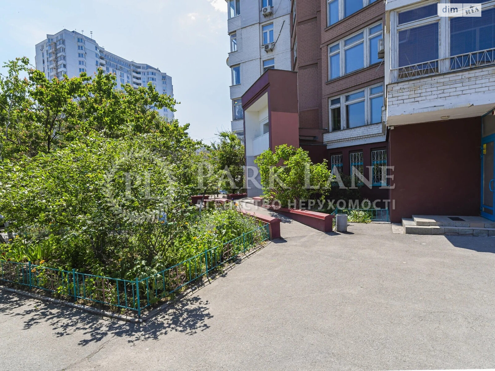 Продаж двокімнатної квартири в Києві, на шосе Харківське 150/15, район Харківський Масив фото 1 Продаж двокімнатної квартири в Києві, на шосе Харківське 150/15, район Харківський Масив фото 1