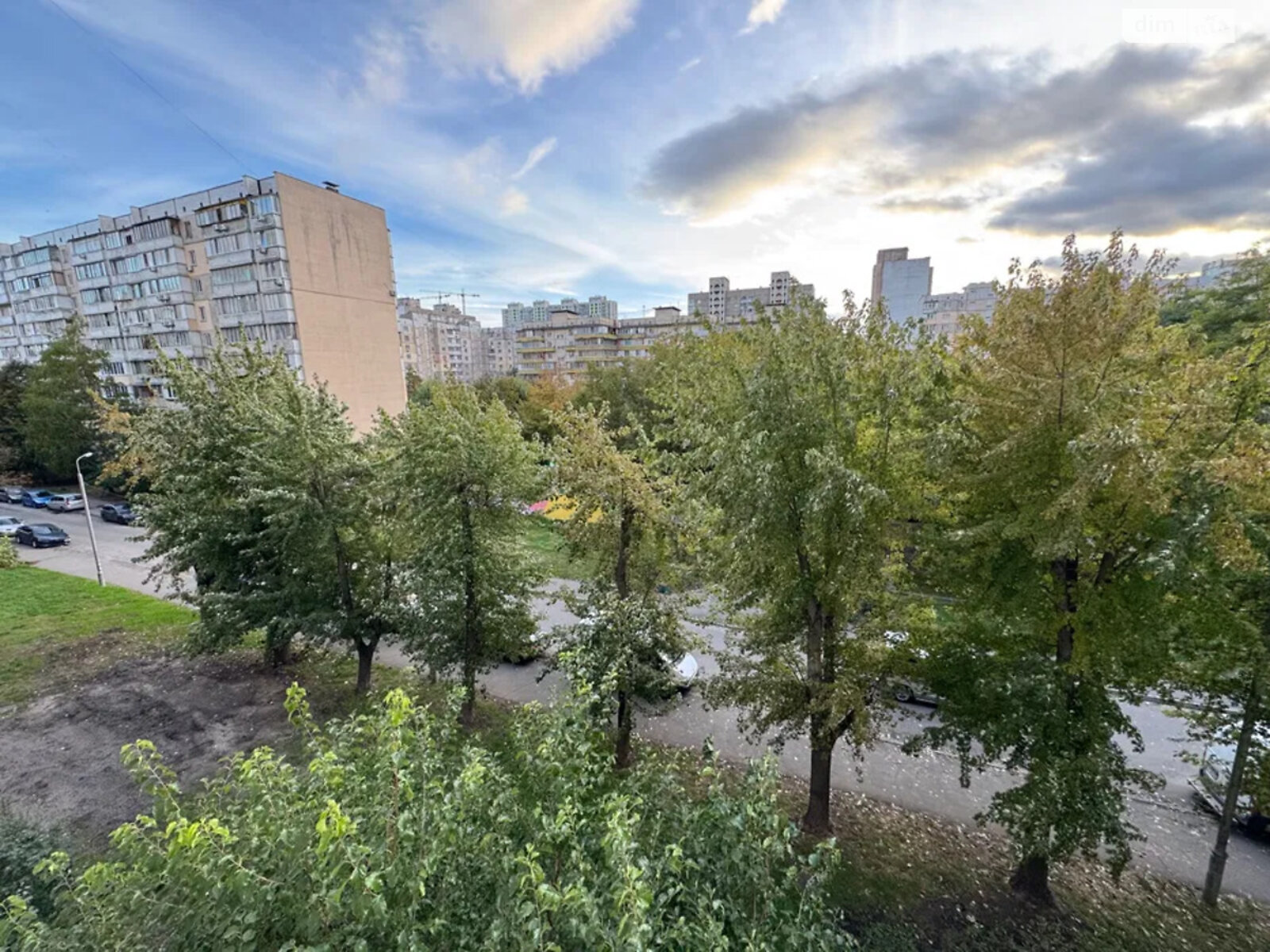 Продажа двухкомнатной квартиры в Киеве, на шоссе Харьковское 154А, район Харьковский Массив фото 1