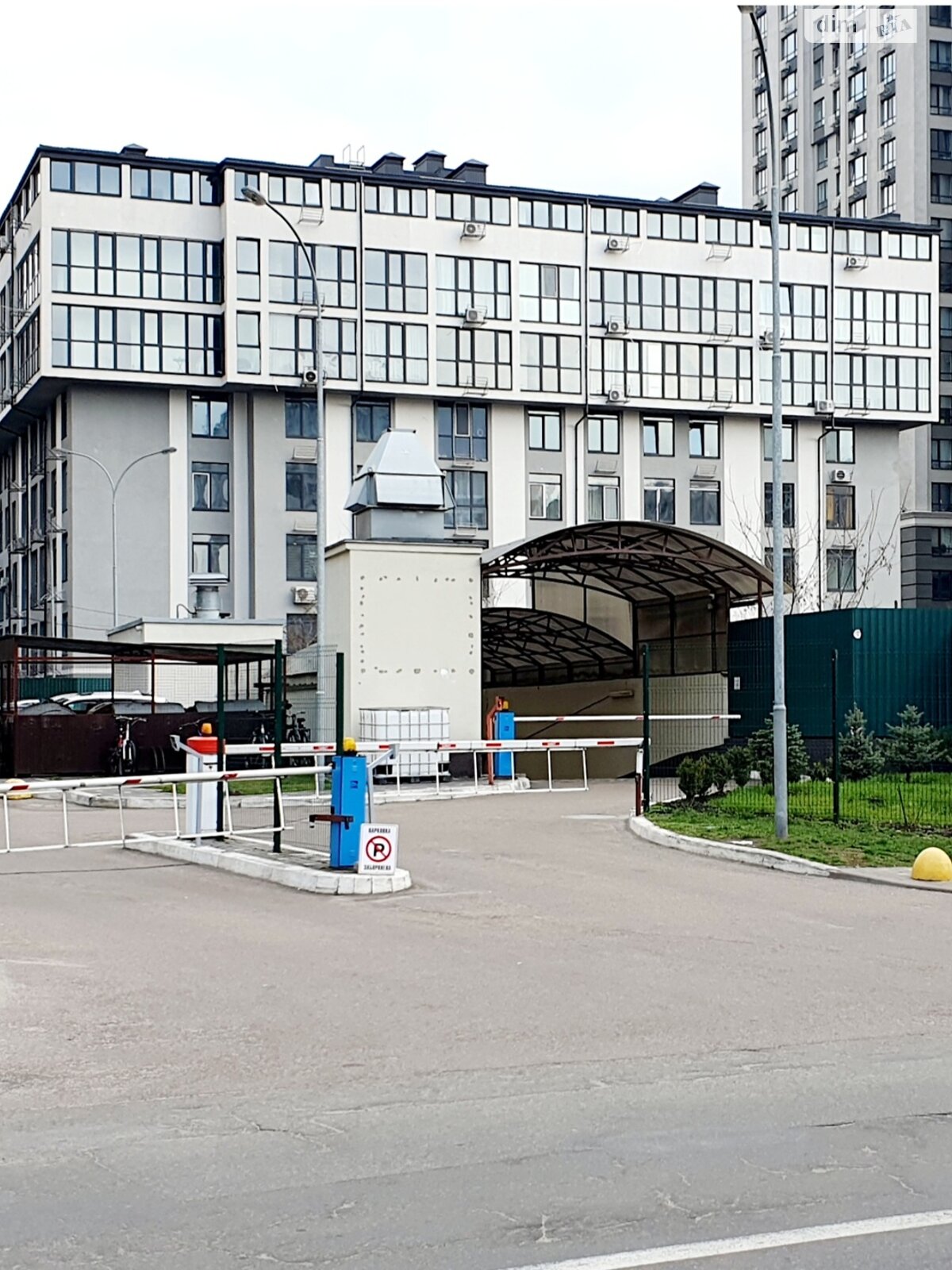 Продажа однокомнатной квартиры в Киеве, на ул. Каменская 125Б, район Харьковский Массив фото 1 Продажа однокомнатной квартиры в Киеве, на ул. Каменская 125Б, район Харьковский Массив фото 1