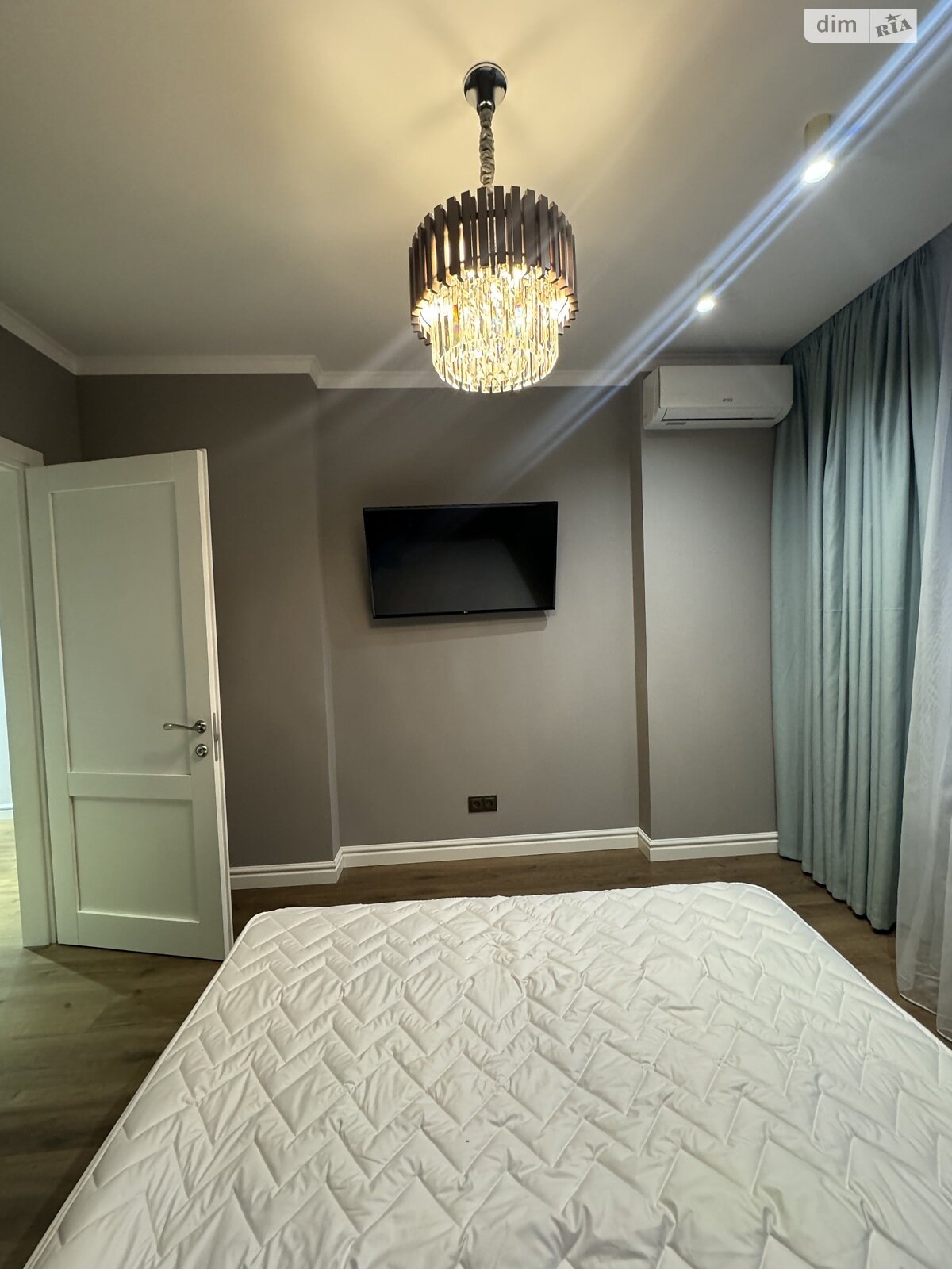 Продажа двухкомнатной квартиры в Киеве, на ул. Каменская 6, кв. 295, район Харьковский Массив фото 1 Продажа двухкомнатной квартиры в Киеве, на ул. Каменская 6, кв. 295, район Харьковский Массив фото 1