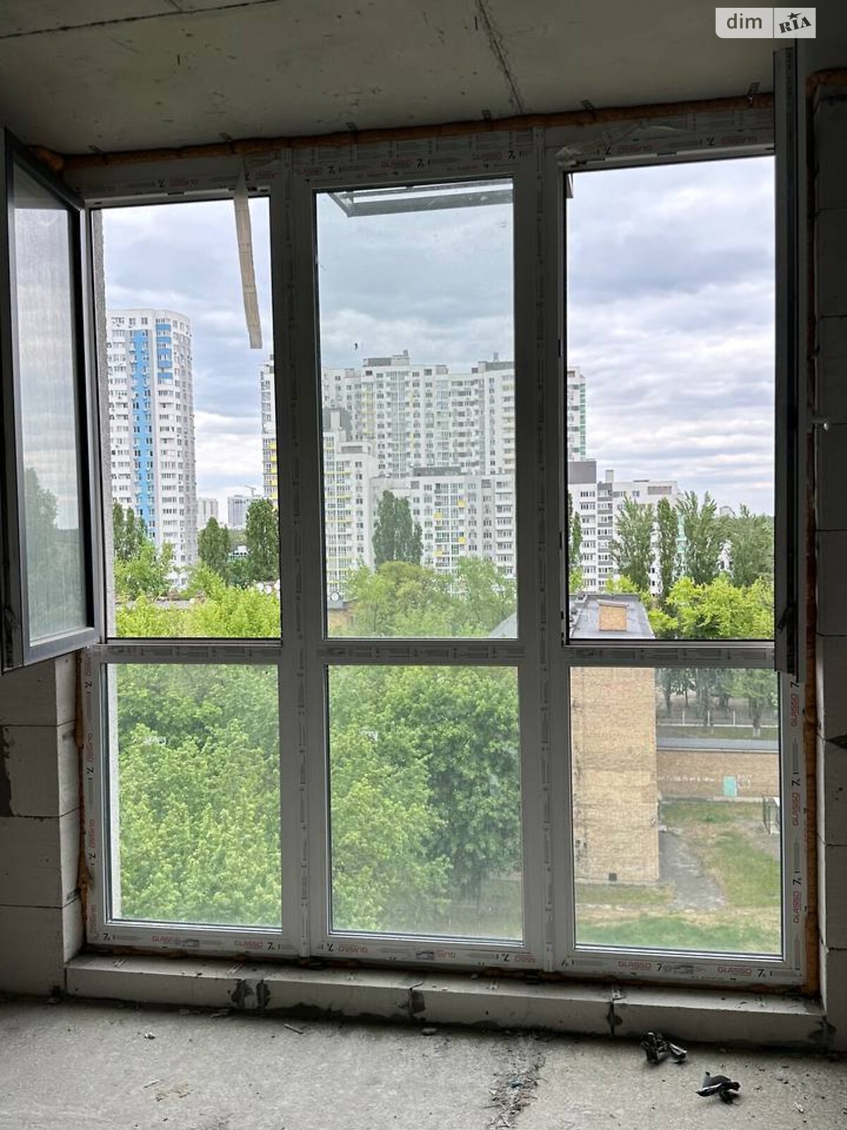 Продаж однокімнатної квартири в Києві, на вул. Кам'янська 127, район Харківський Масив фото 1 Продаж однокімнатної квартири в Києві, на вул. Кам'янська 127, район Харківський Масив фото 1