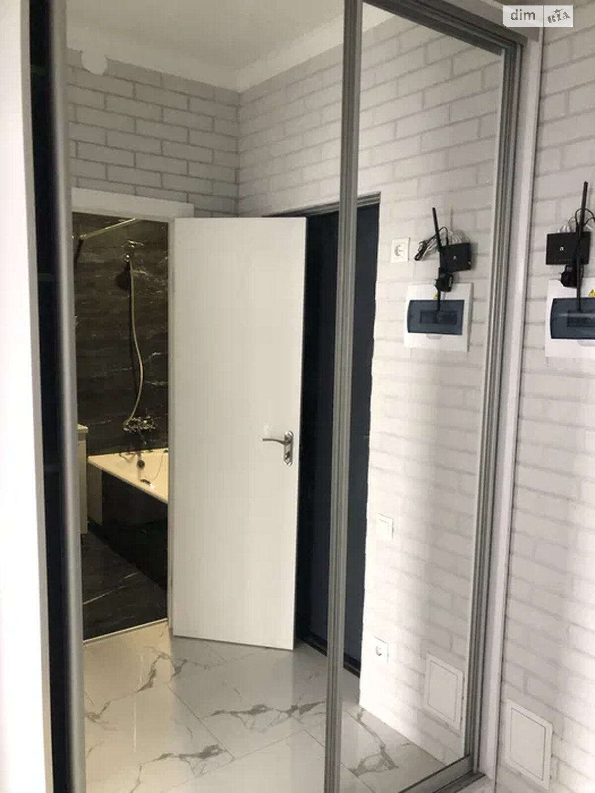 Продажа однокомнатной квартиры в Киеве, на ул. Каменская 128, район Харьковский Массив фото 1 Продажа однокомнатной квартиры в Киеве, на ул. Каменская 128, район Харьковский Массив фото 1