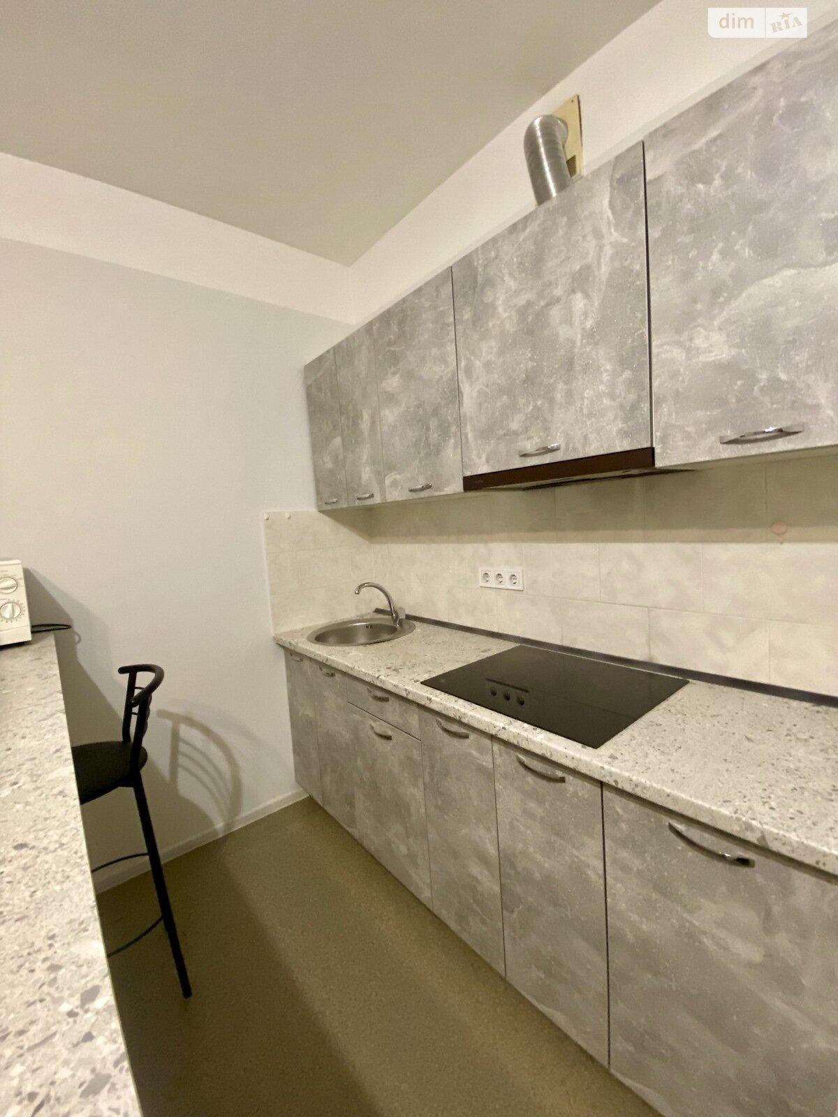 Продажа однокомнатной квартиры в Киеве, на ул. Каменская, район Харьковский Массив фото 1