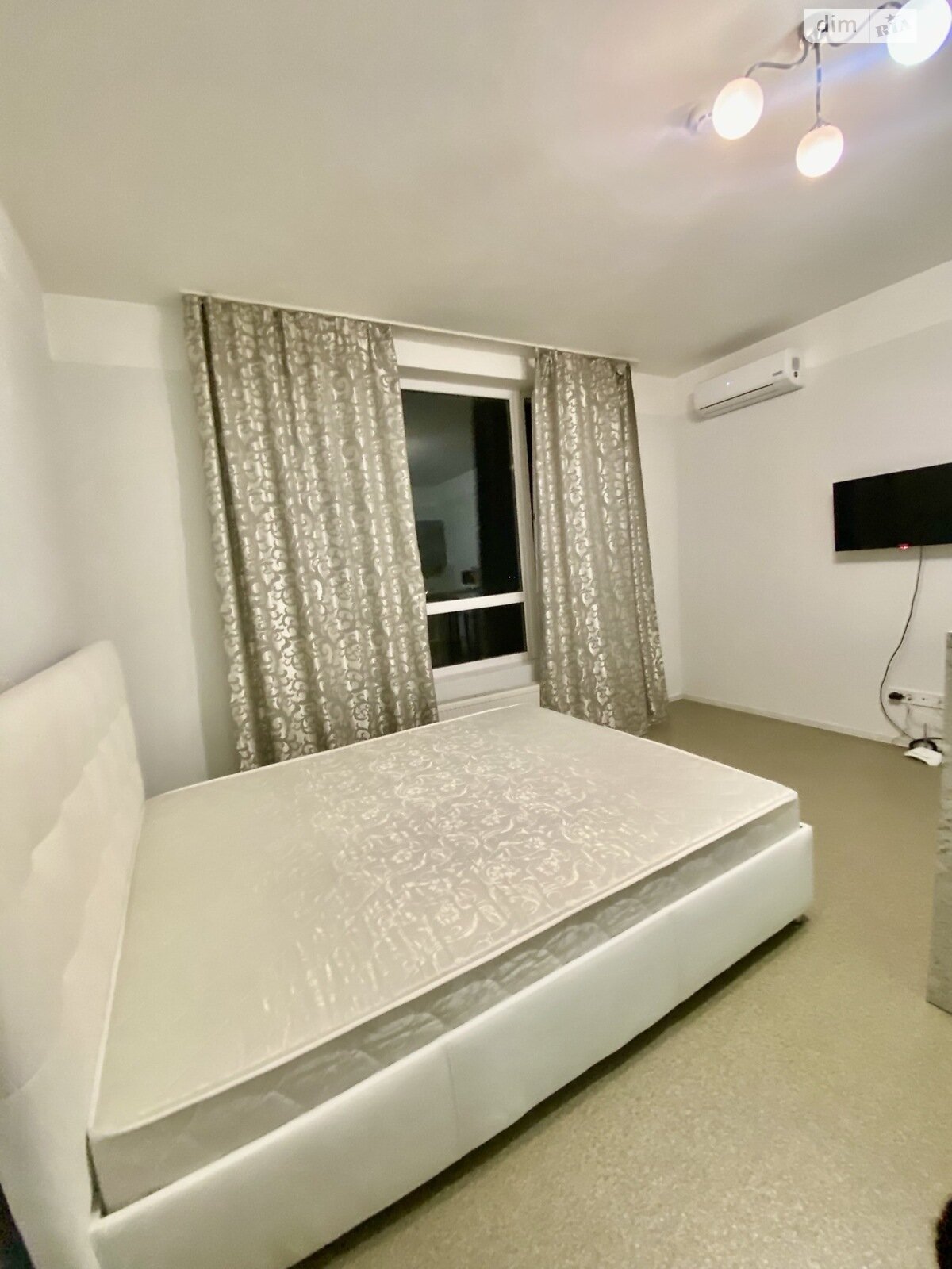 Продажа однокомнатной квартиры в Киеве, на ул. Каменская, район Харьковский Массив фото 1